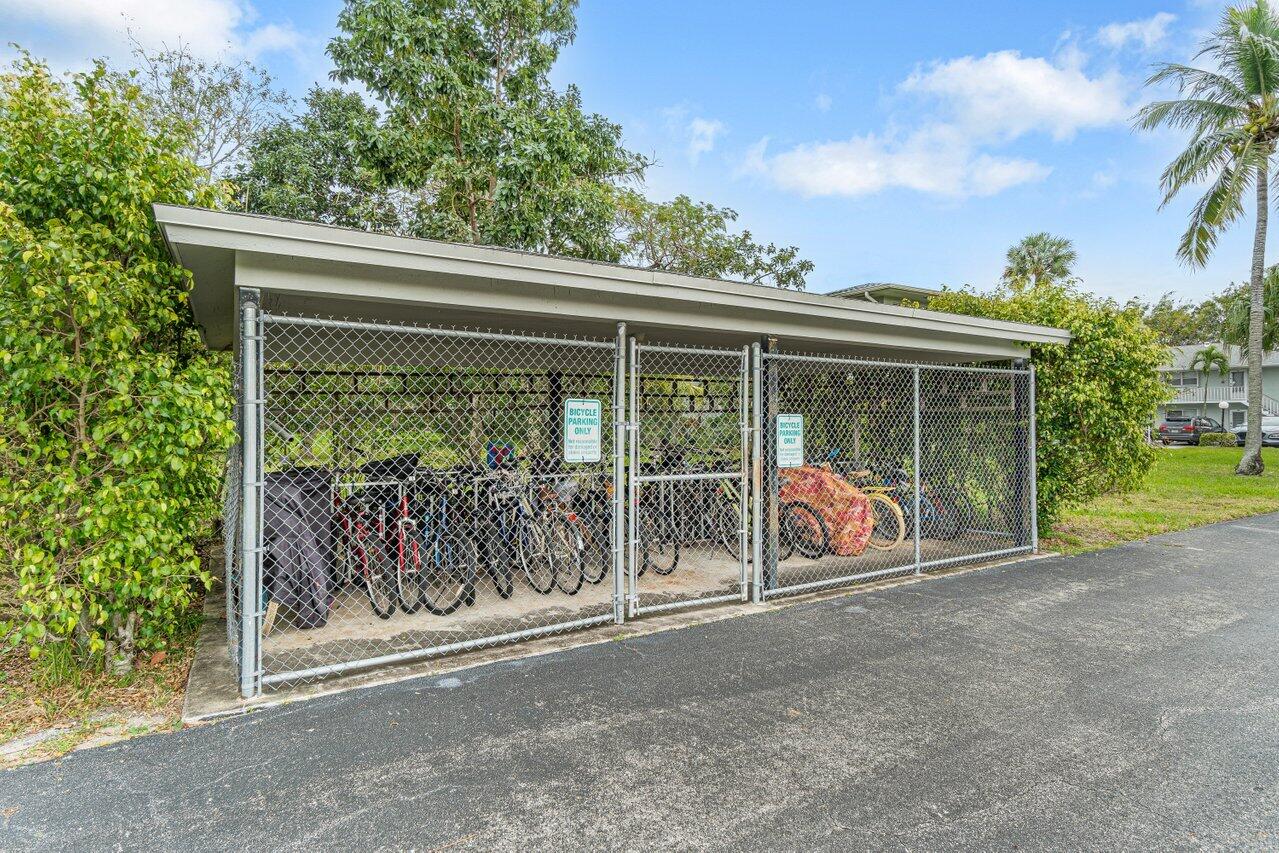 SABAL PINE CONDO - Residential