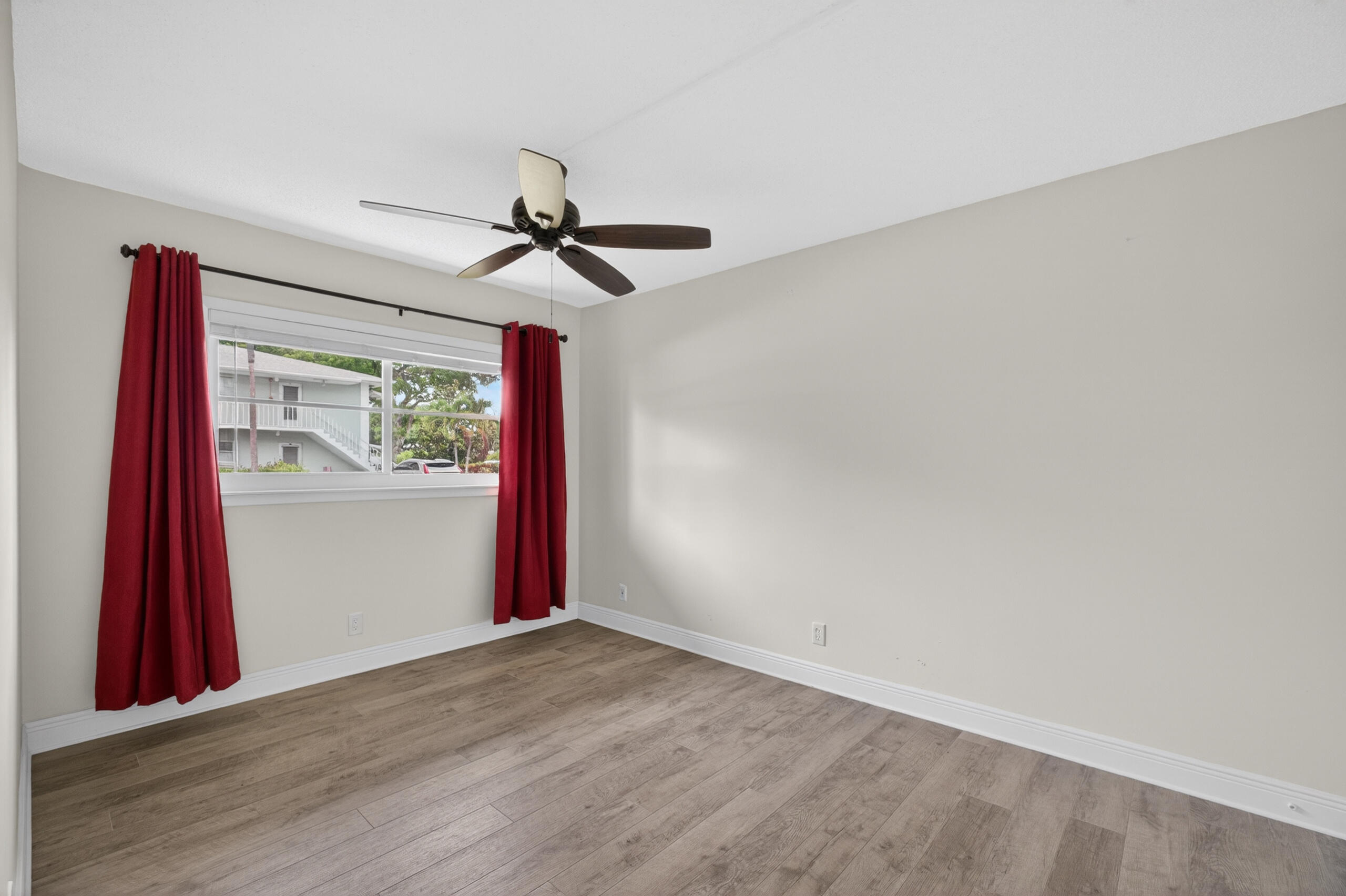 SABAL PINE CONDO - Residential