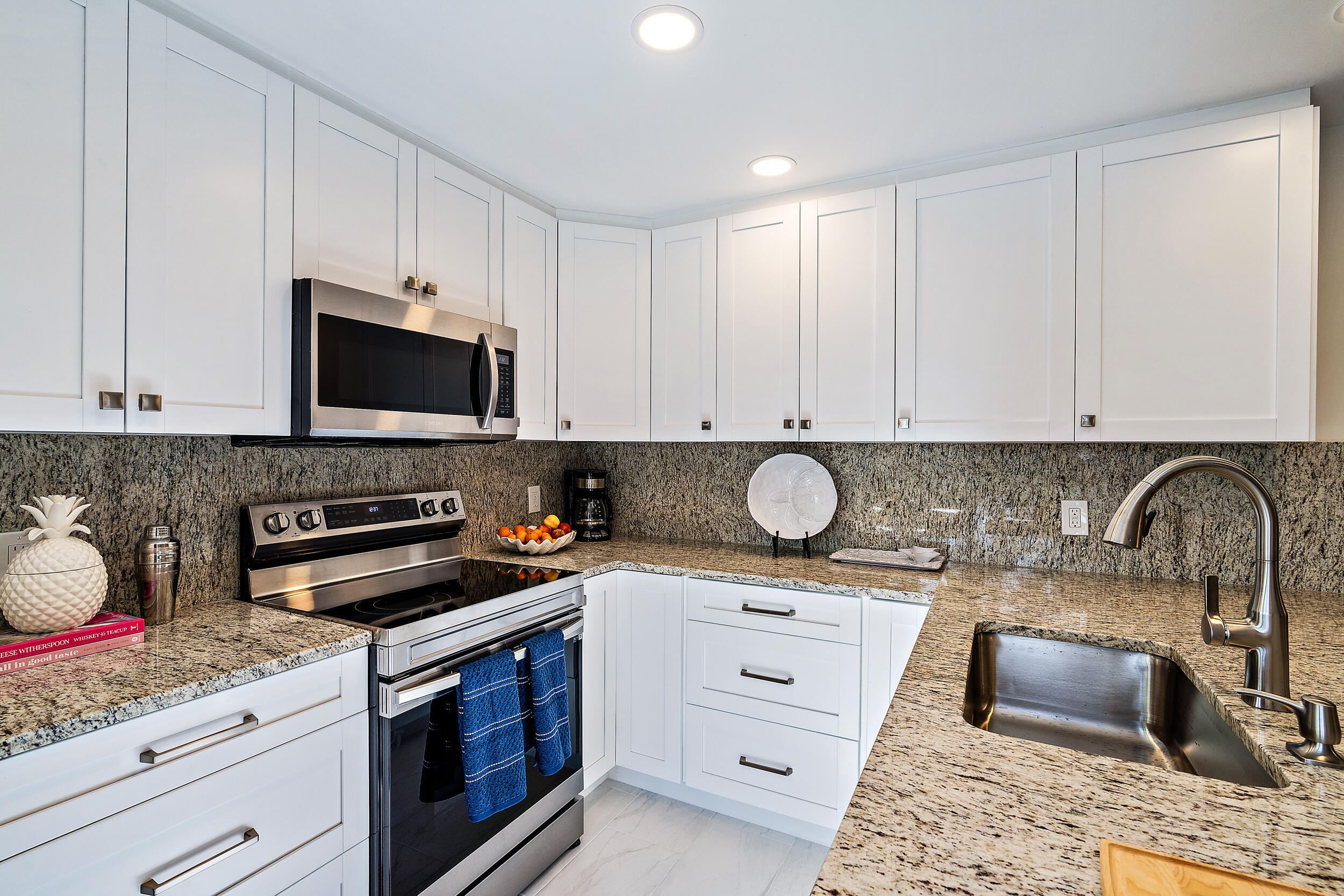 LAKES AT THE BLUFFS - Residential Lease