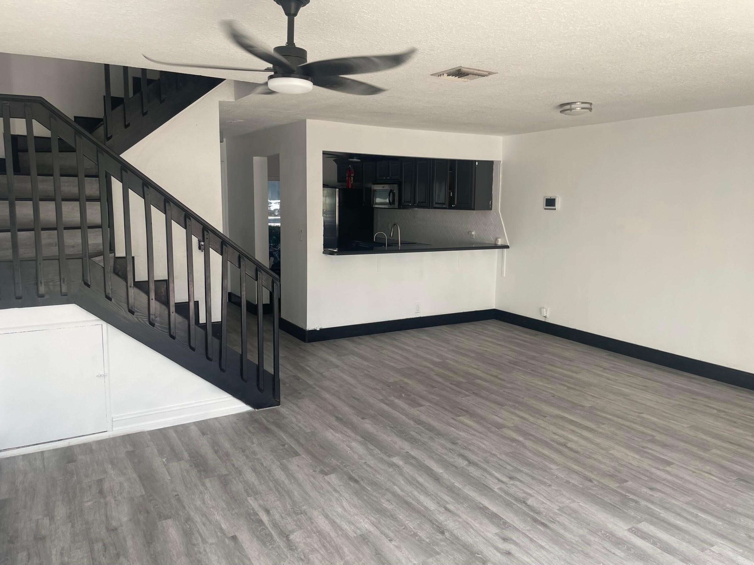 CRYSTAL VIEW TOWNHOMES - Residential