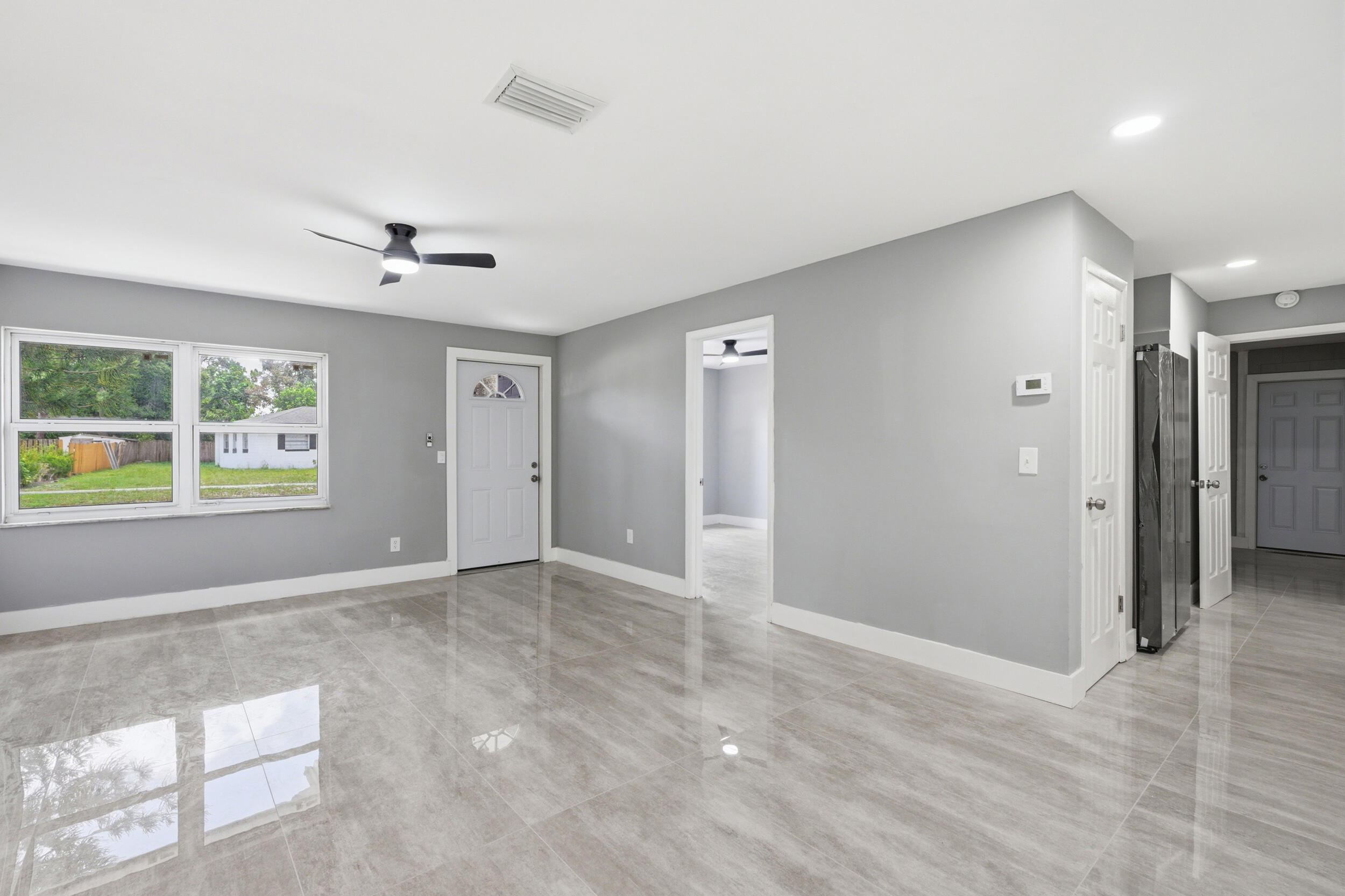 SHERATON PLAZA UNIT 4 REPLAT - Residential