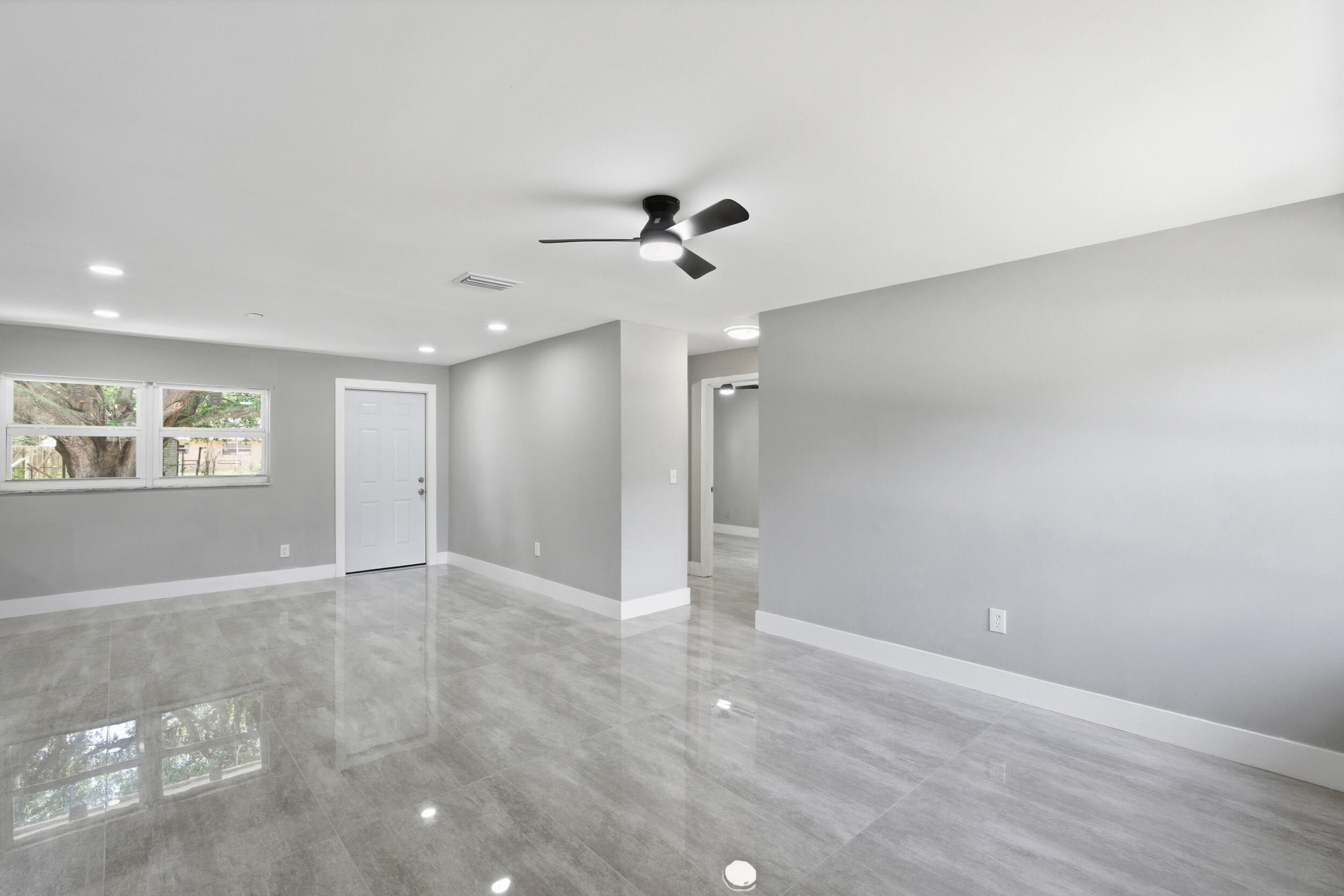 SHERATON PLAZA UNIT 4 REPLAT - Residential