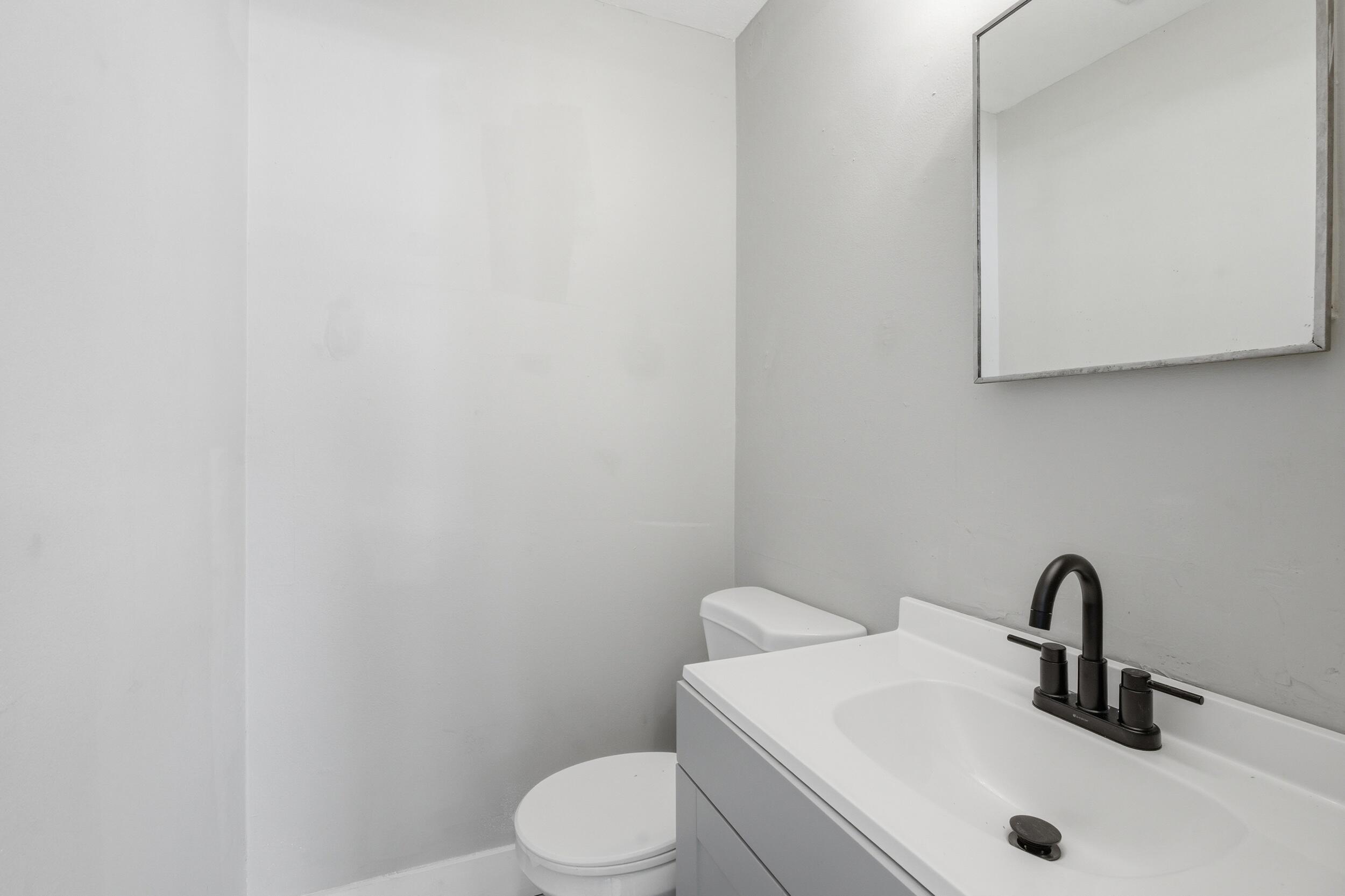 SHERATON PLAZA UNIT 4 REPLAT - Residential