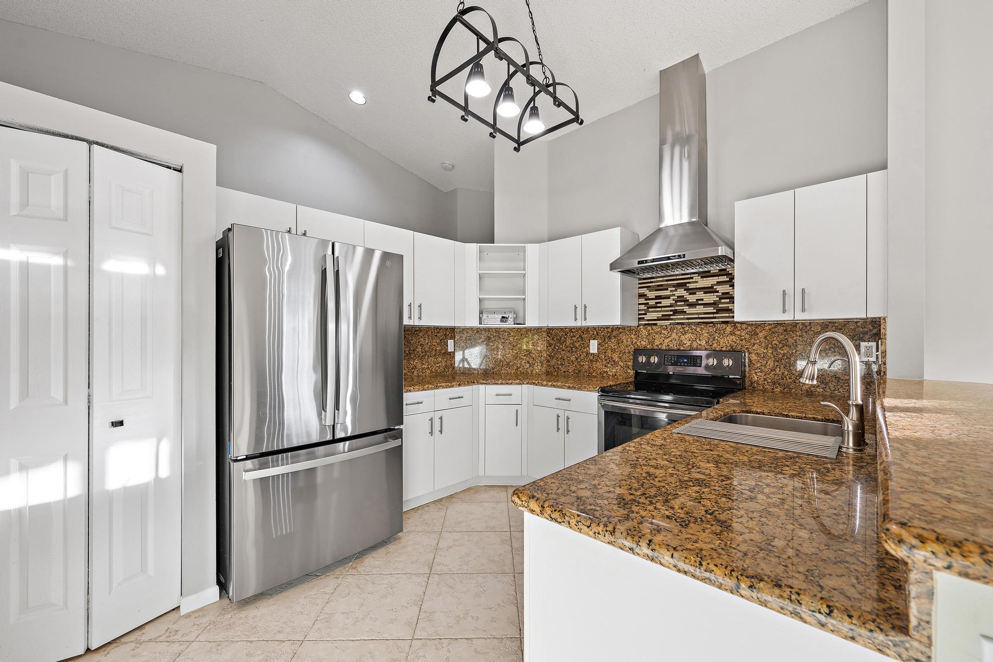 RAINBOW LAKES/ colors - Residential