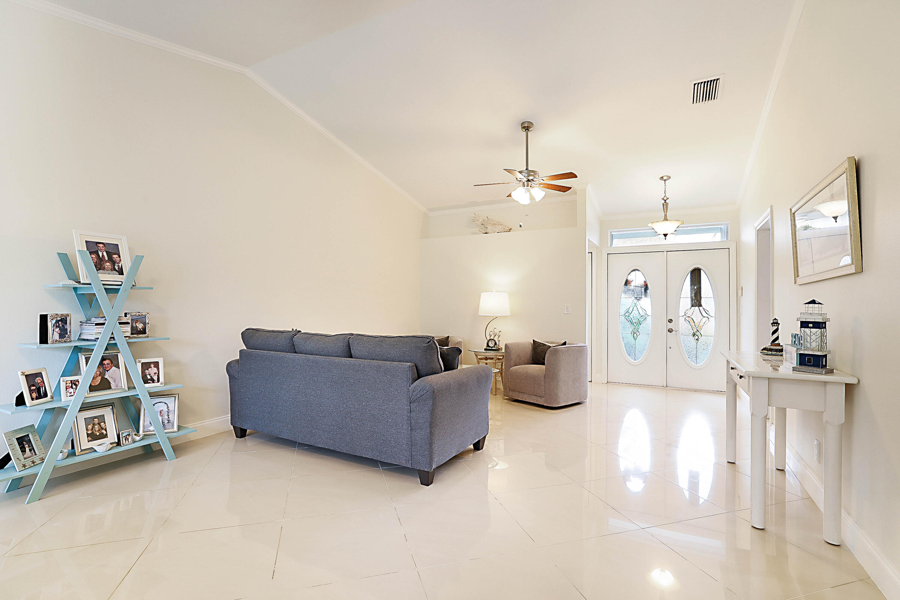 NORTH PASSAGE - Residential