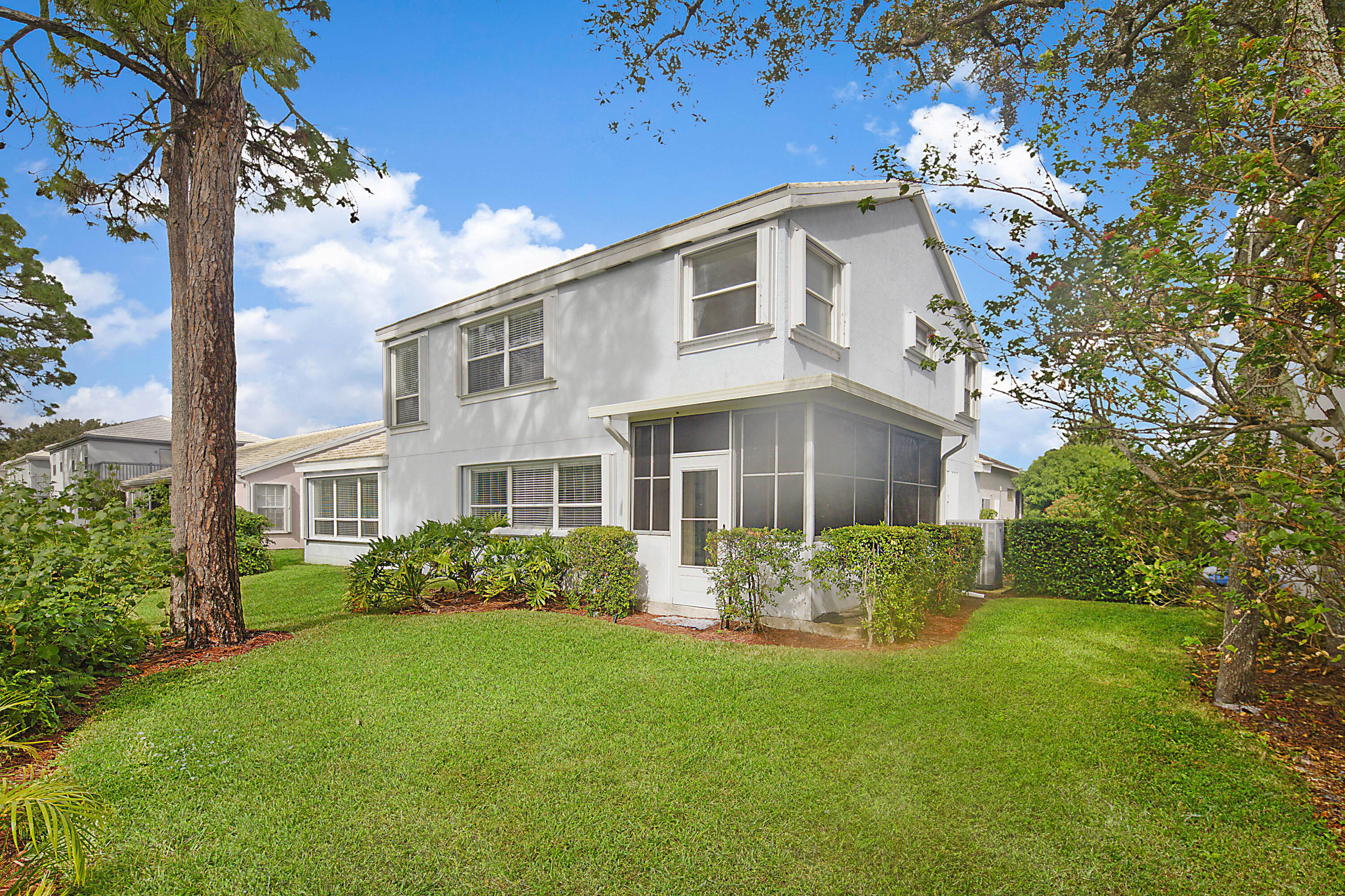 NORTH PASSAGE - Residential