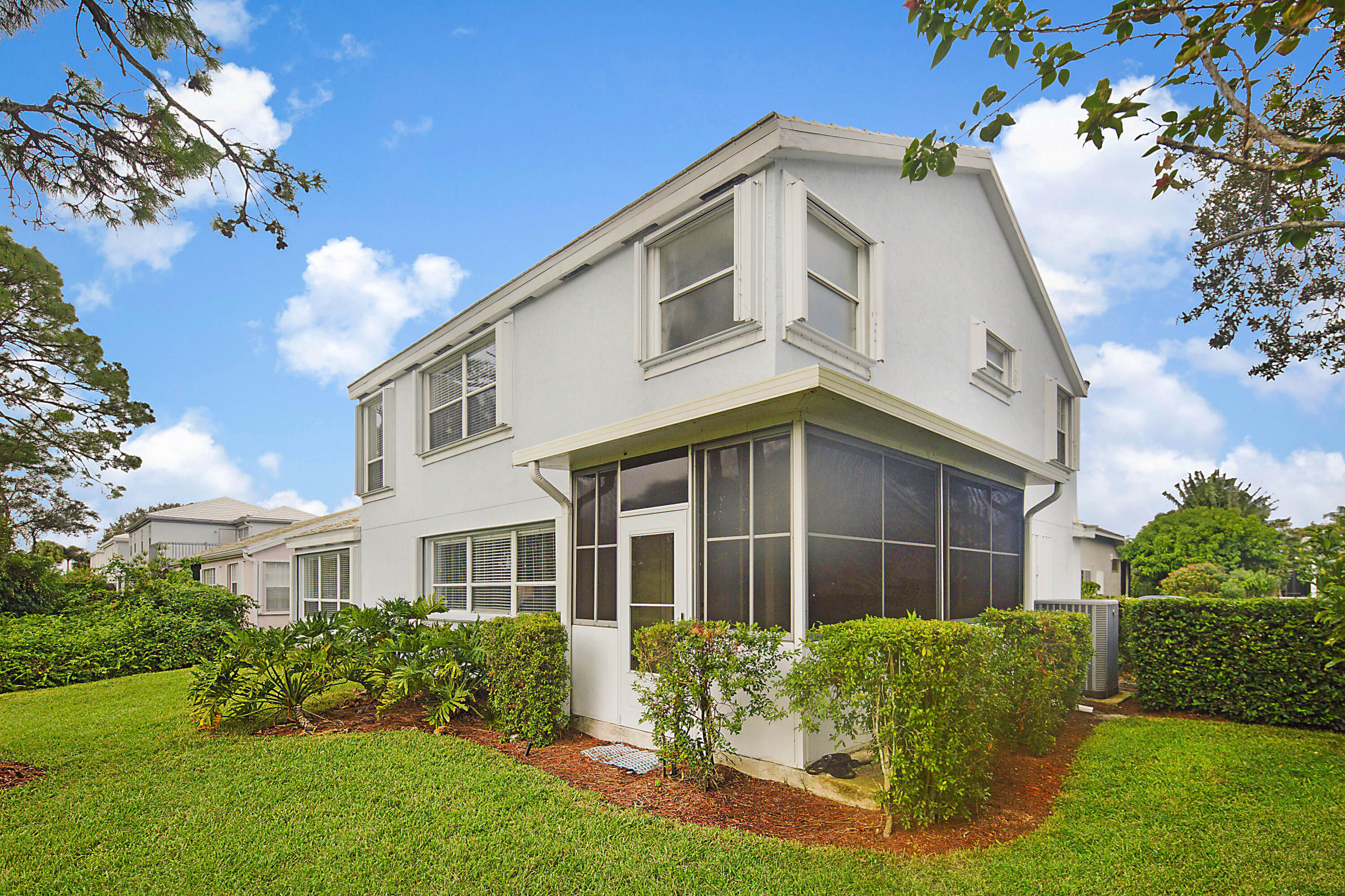 NORTH PASSAGE - Residential