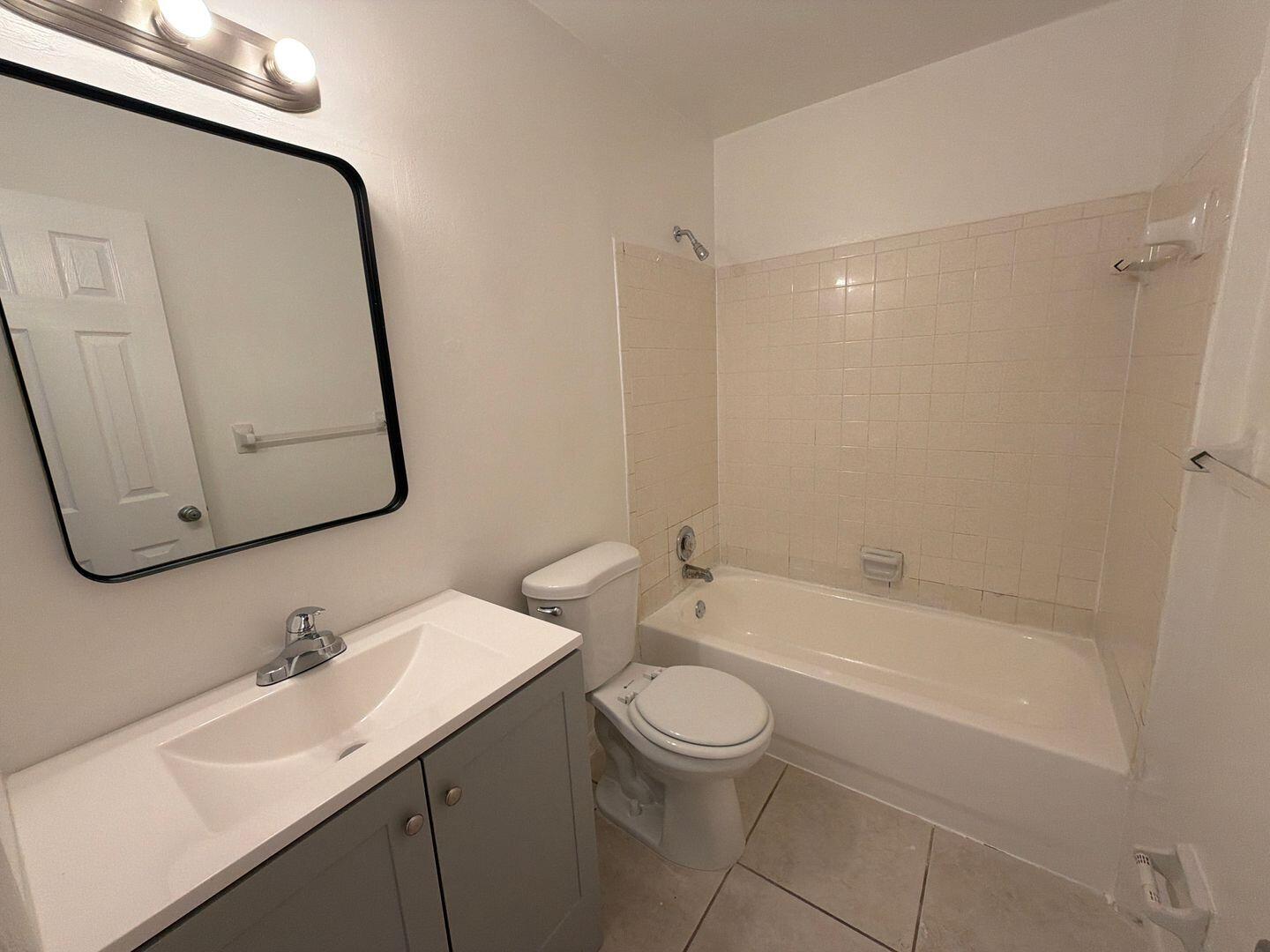 PALM BEACH LAKES SOUTH - Residential Lease