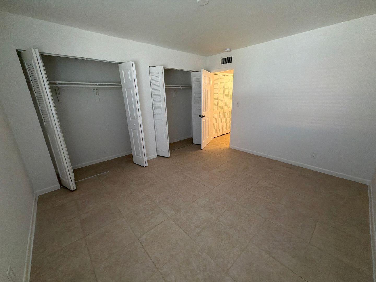 PALM BEACH LAKES SOUTH - Residential Lease