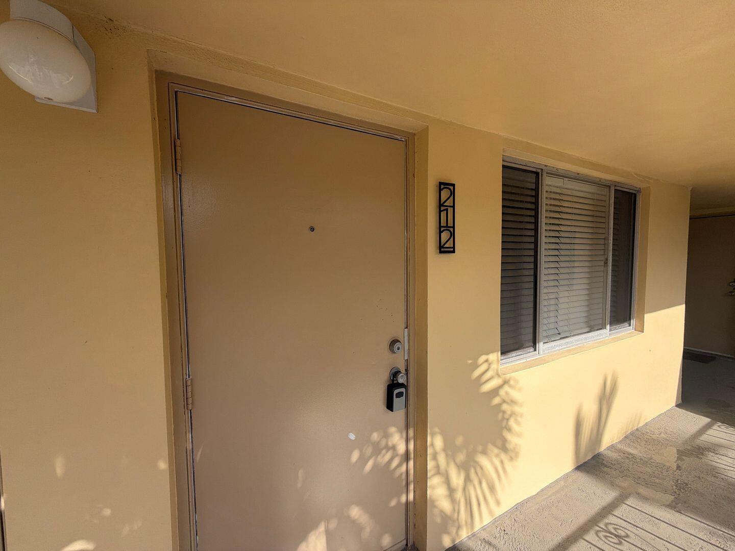 PALM BEACH LAKES SOUTH - Residential Lease