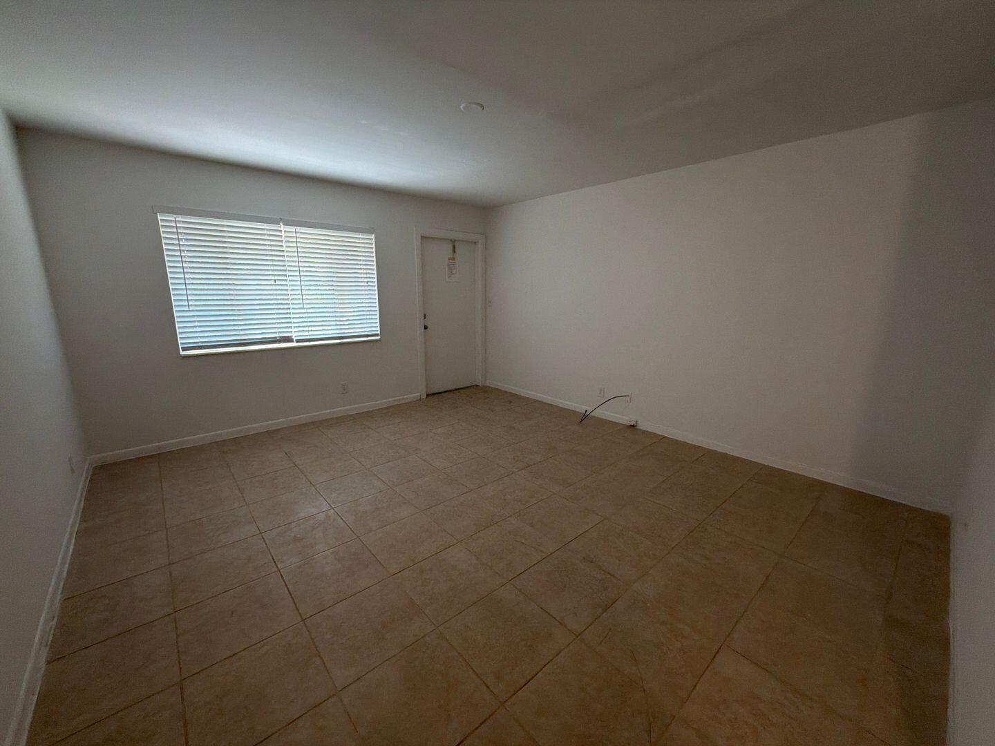 PALM BEACH LAKES SOUTH - Residential Lease
