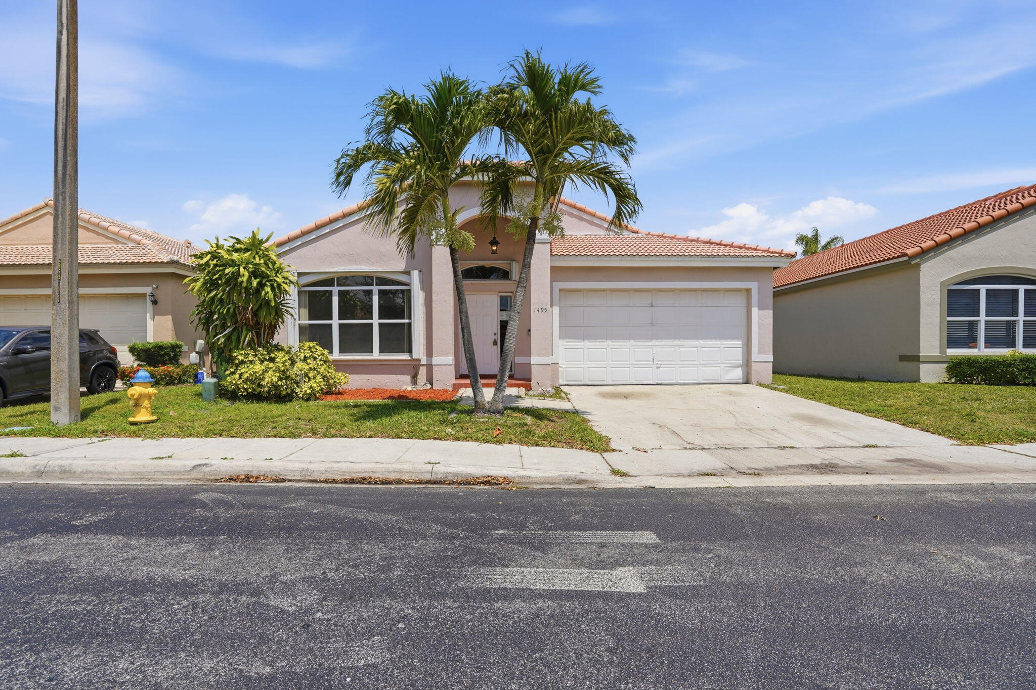 Welcome to this bright and airy single-family home in the Landings community of Pembroke Pines. Featuring 3 bedrooms and 2 bathrooms, this move-in-ready residence offers a perfect blend of modern updates and functional living.