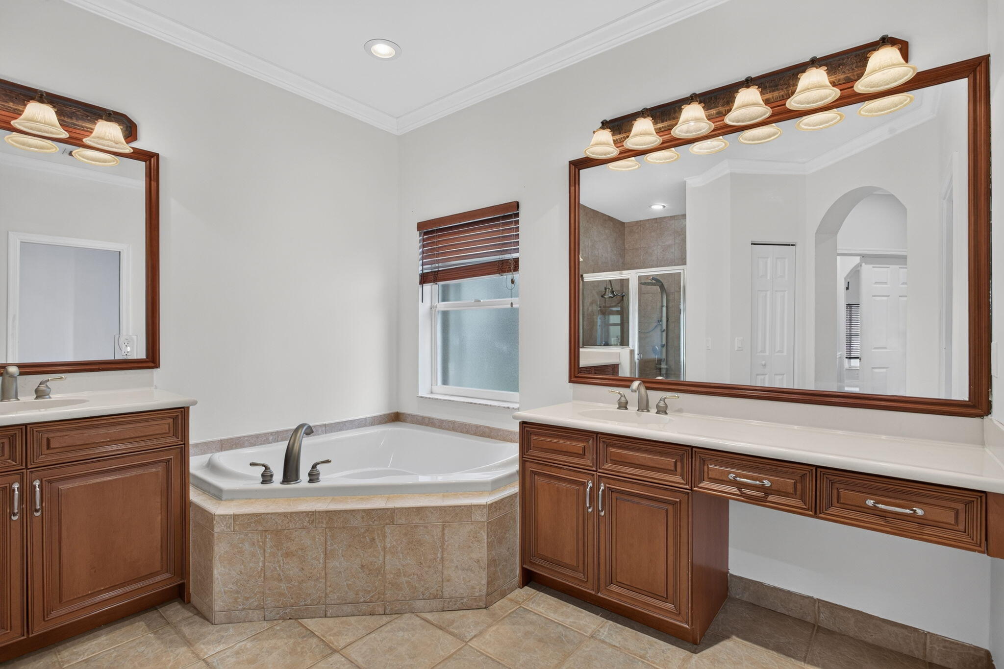 PARKLAND ISLES - Residential