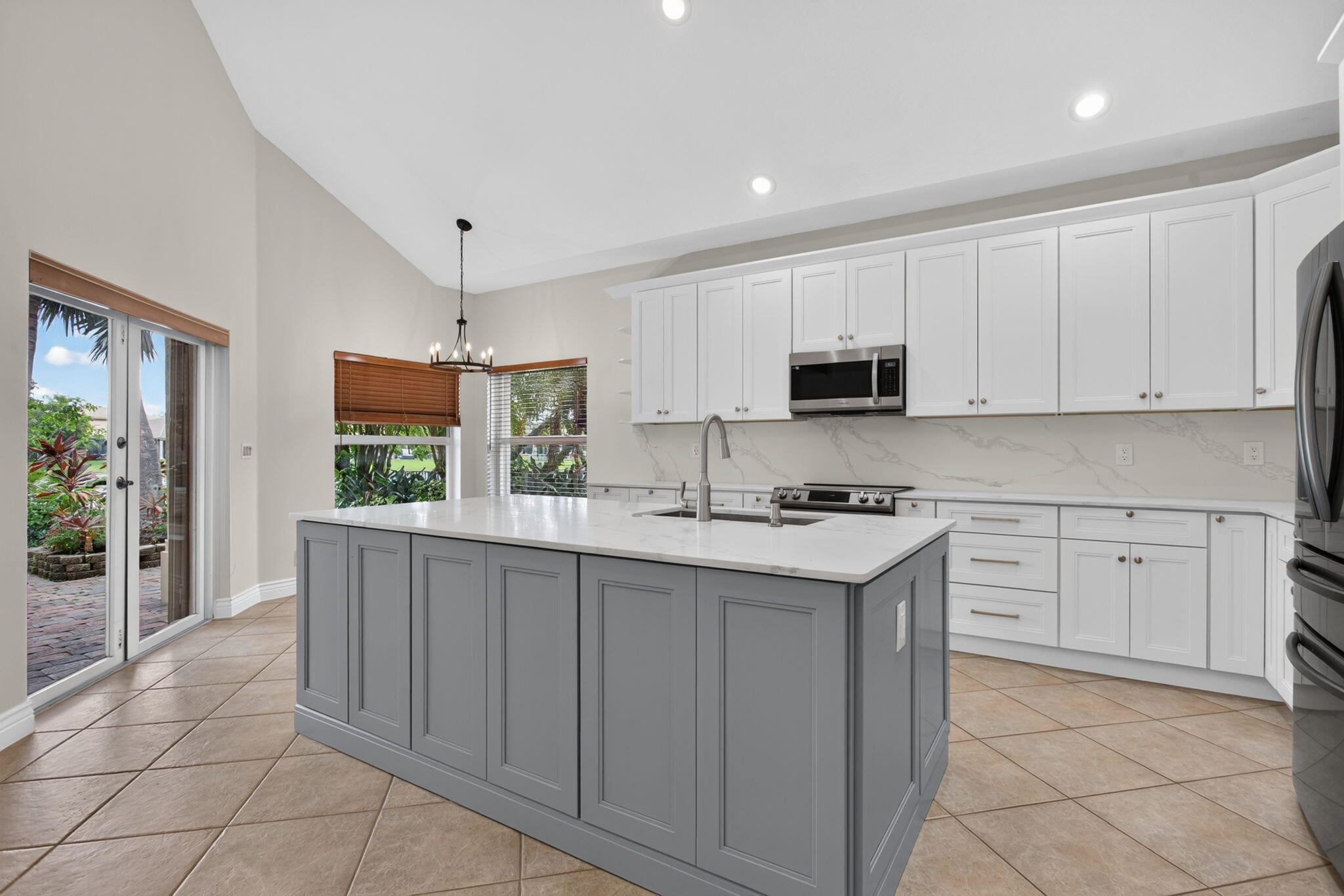 PARKLAND ISLES - Residential