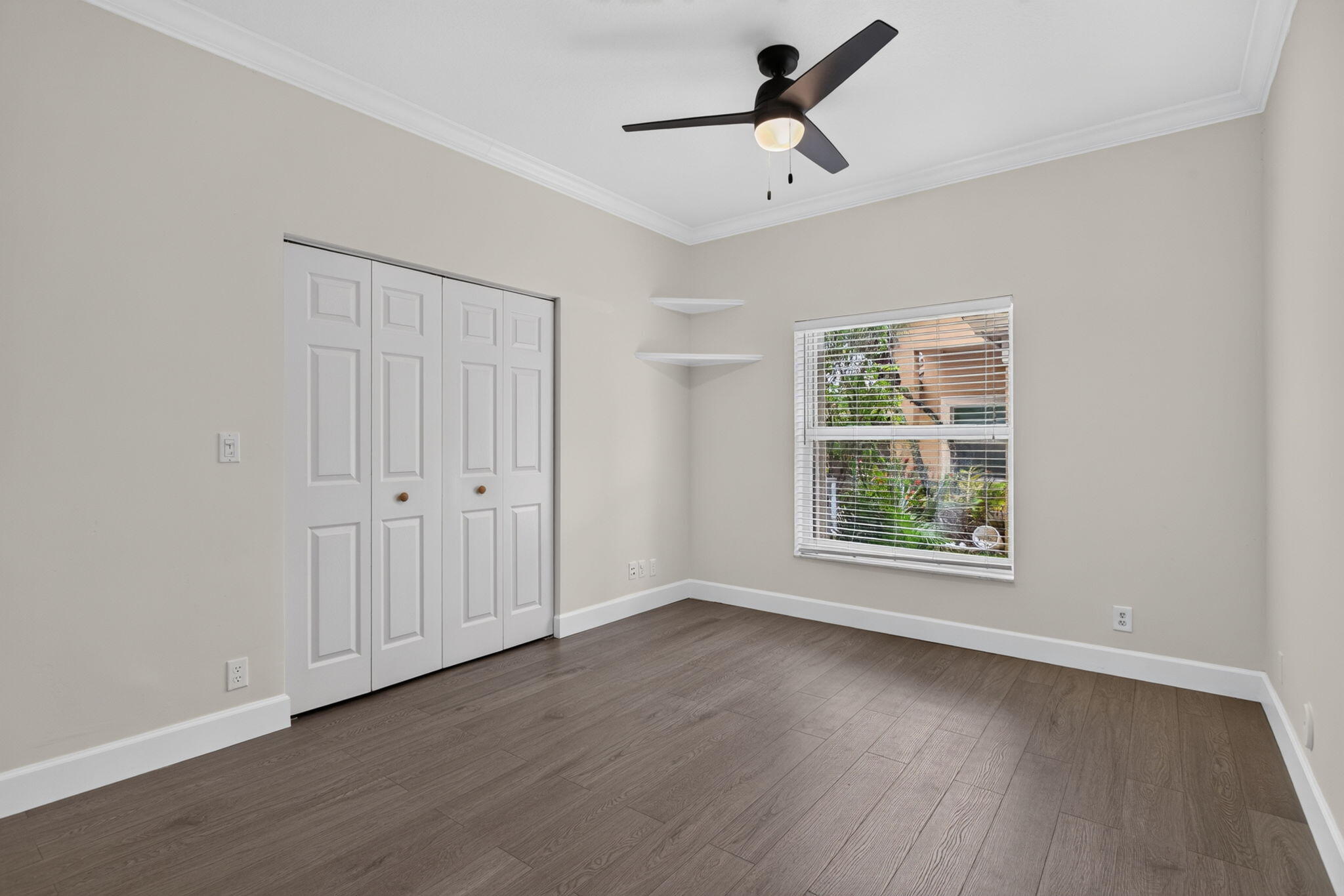 PARKLAND ISLES - Residential