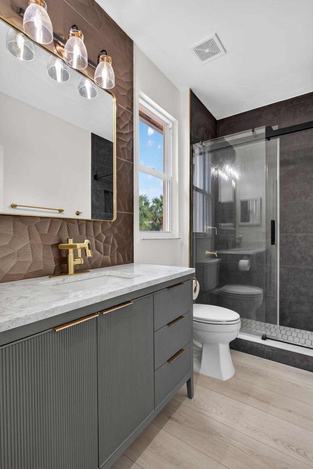 PARKLAND ISLES - Residential