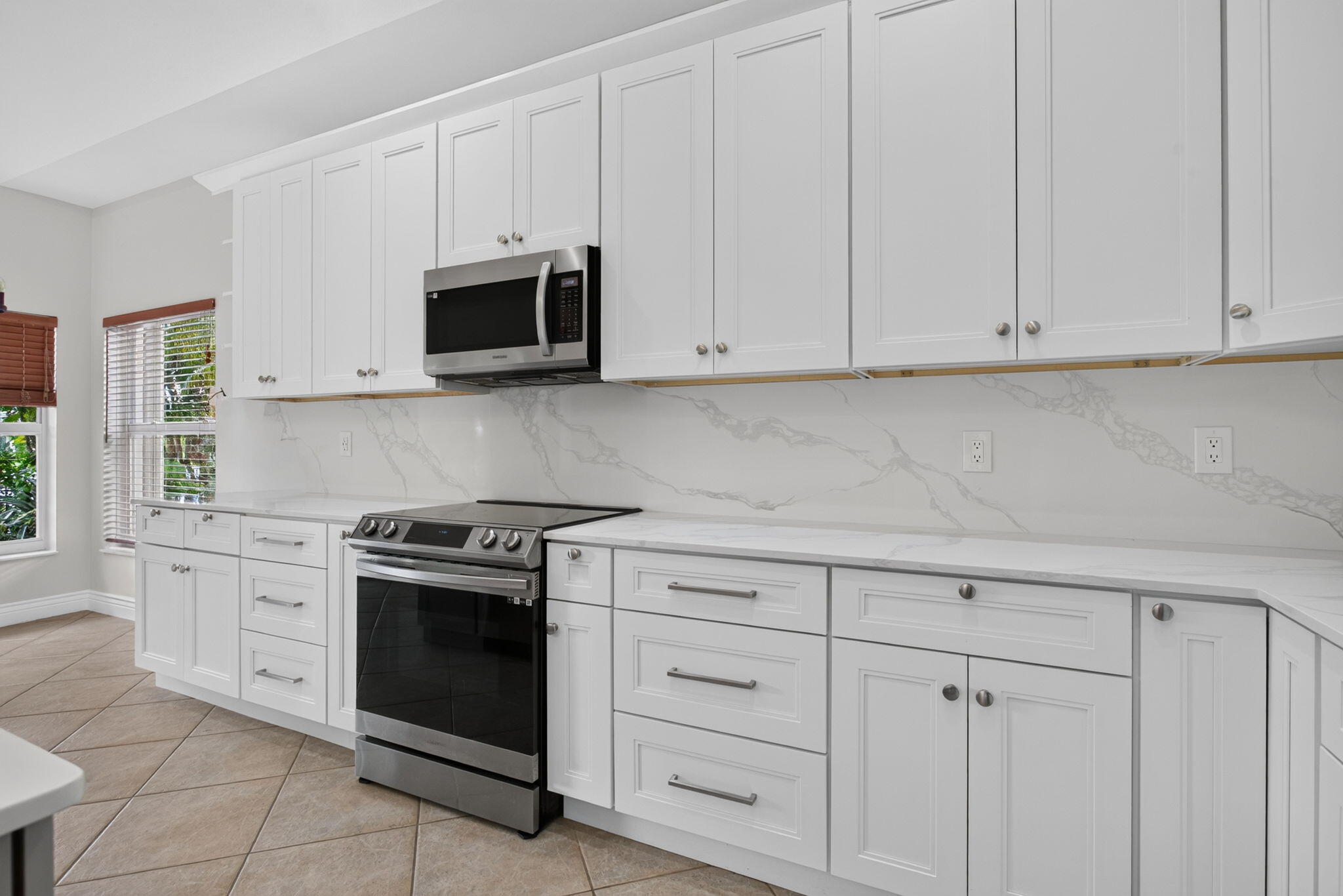 PARKLAND ISLES - Residential