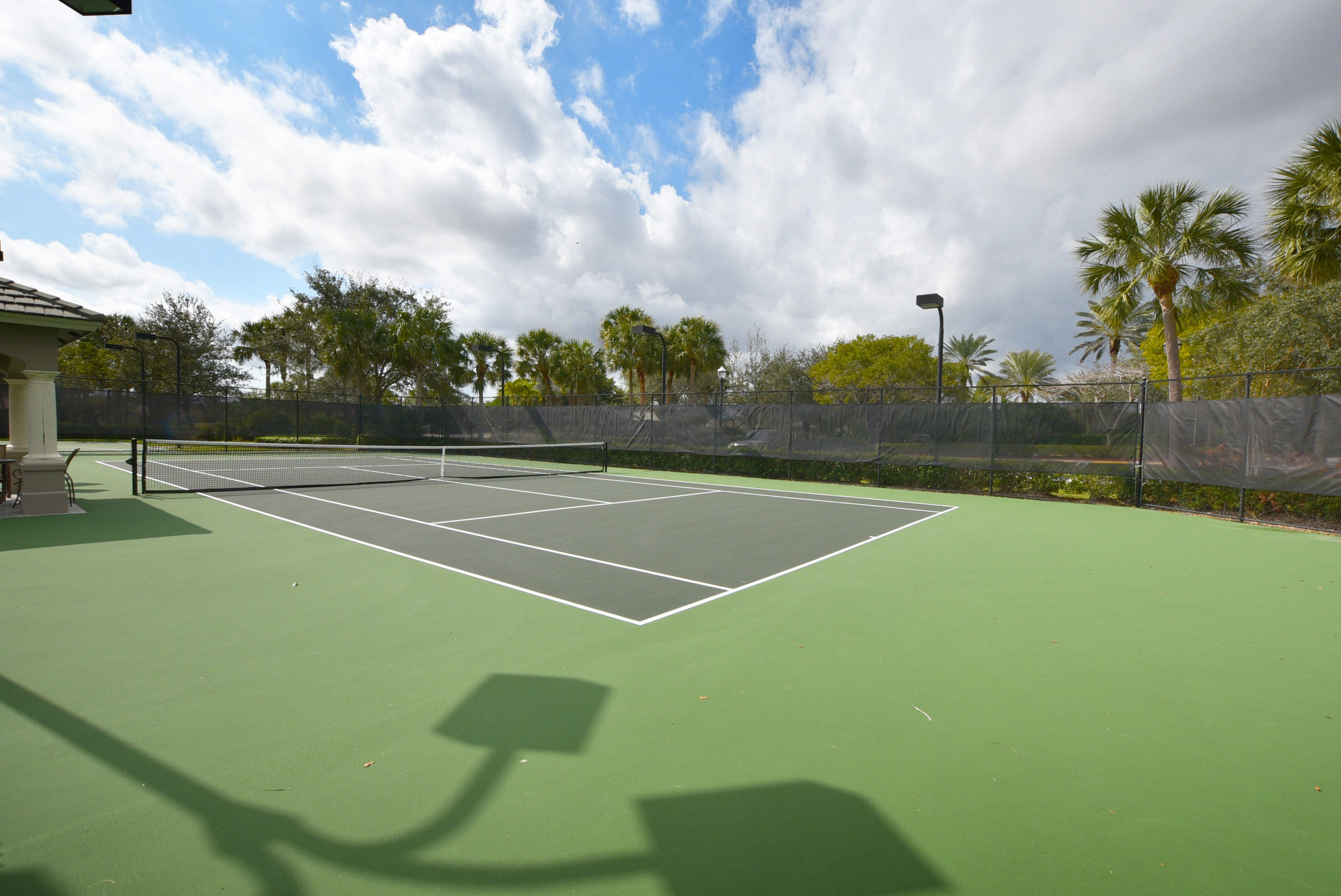 PARKLAND ISLES - Residential
