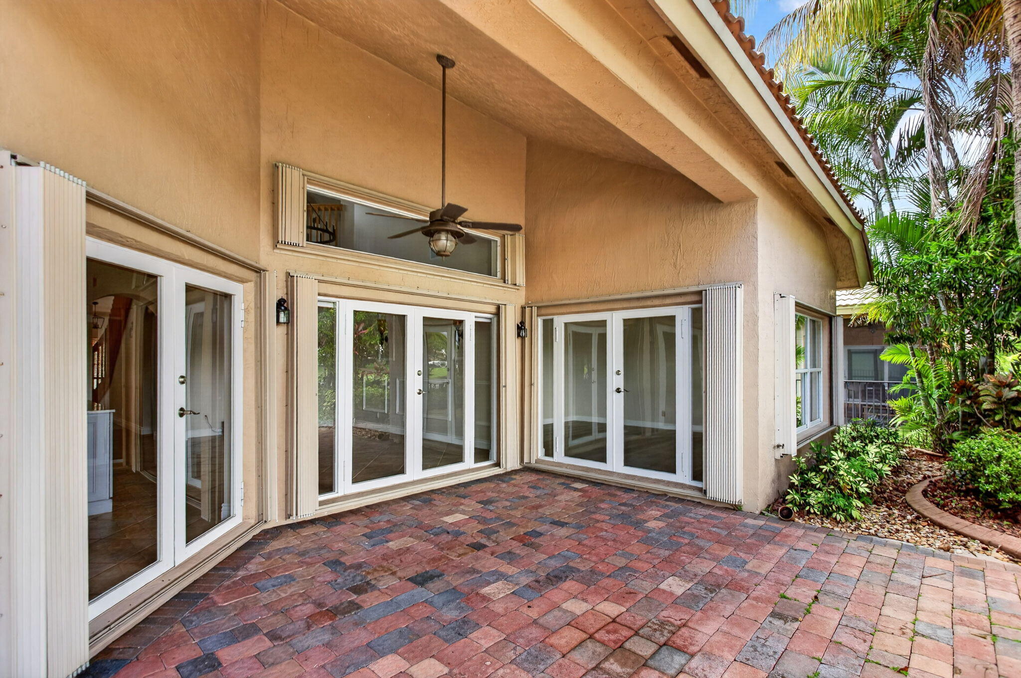 PARKLAND ISLES - Residential