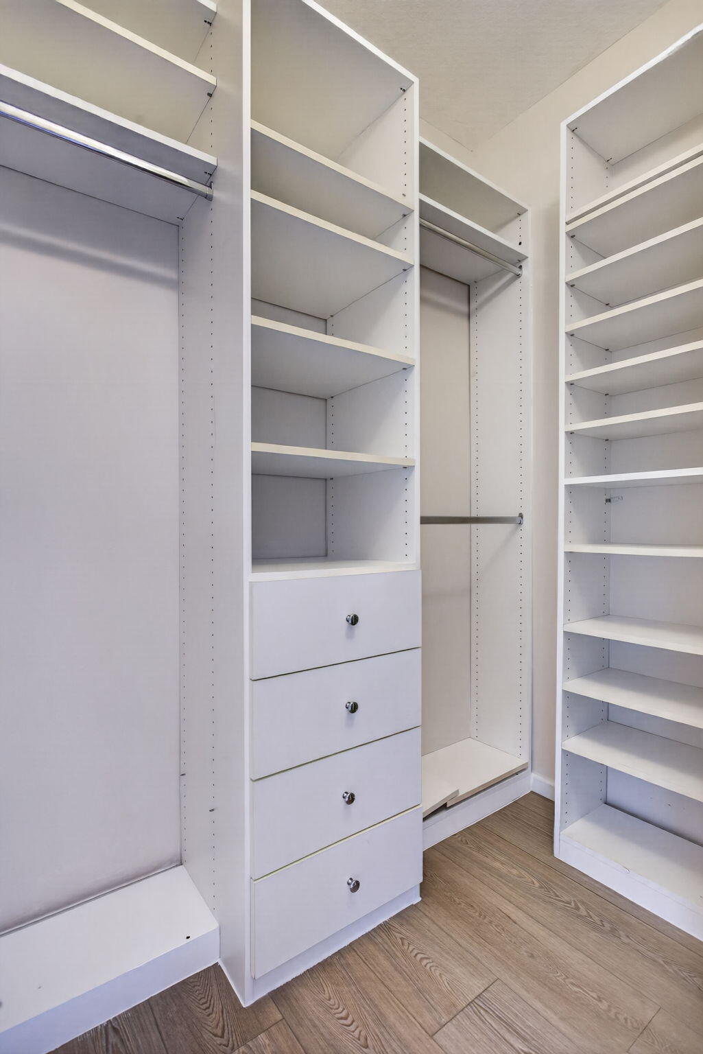 PARKLAND ISLES - Residential
