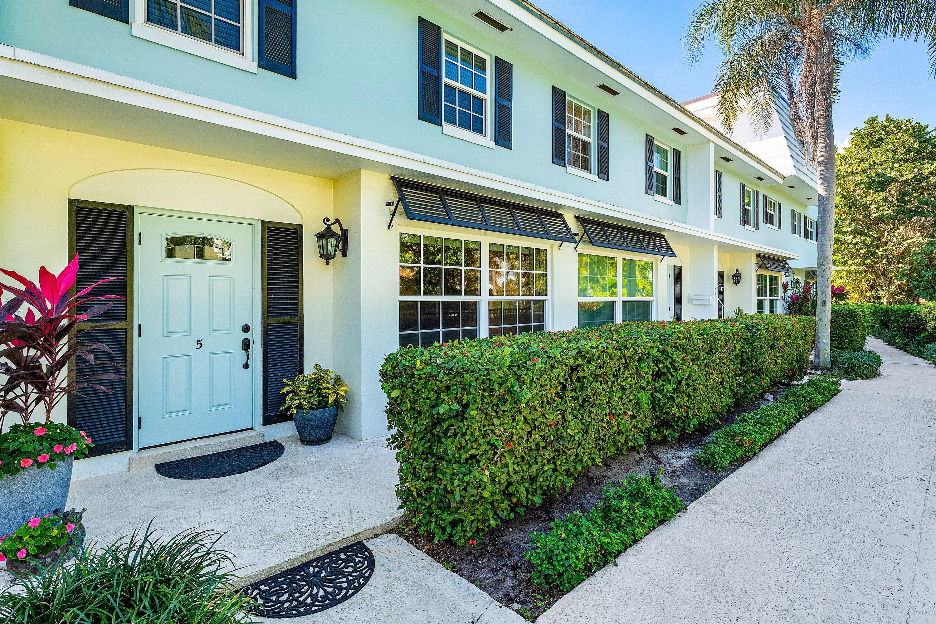 RIDGE HOMES CONDO - Residential