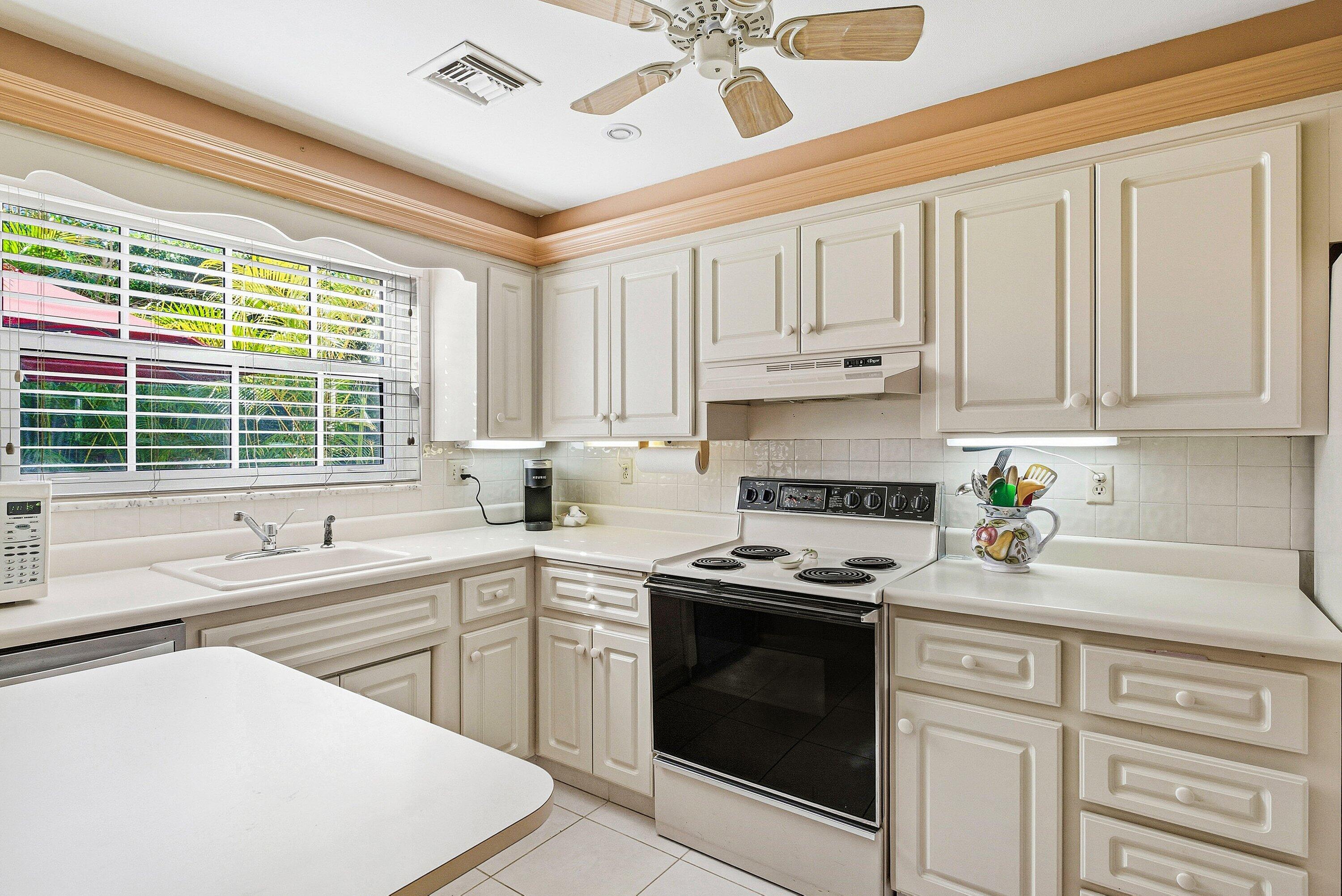 RIDGE HOMES CONDO - Residential