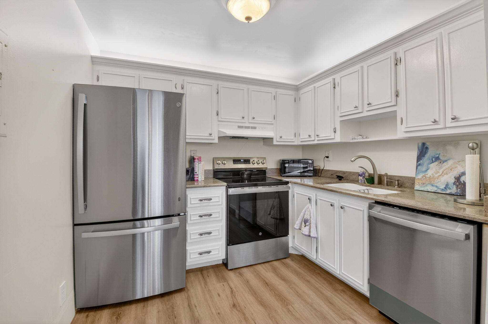 KINGS POINT NORMANDY - Residential Lease