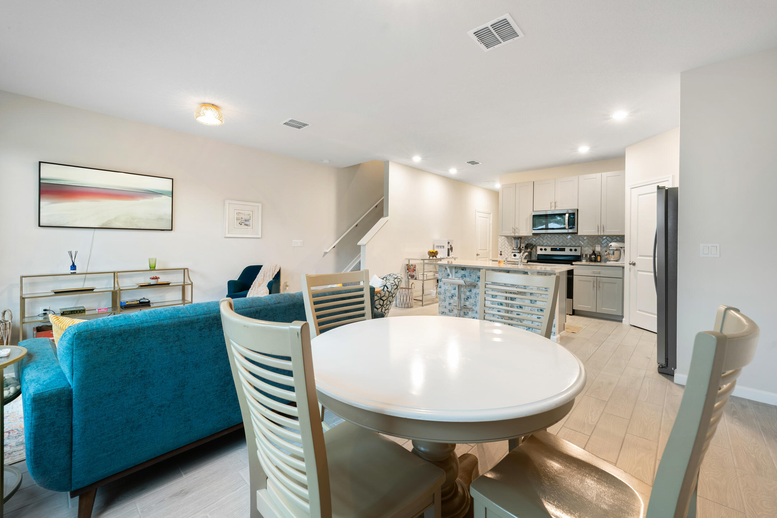 TRILLIUM - Residential
