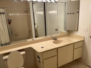 SARATOGA POINTE - Residential Lease