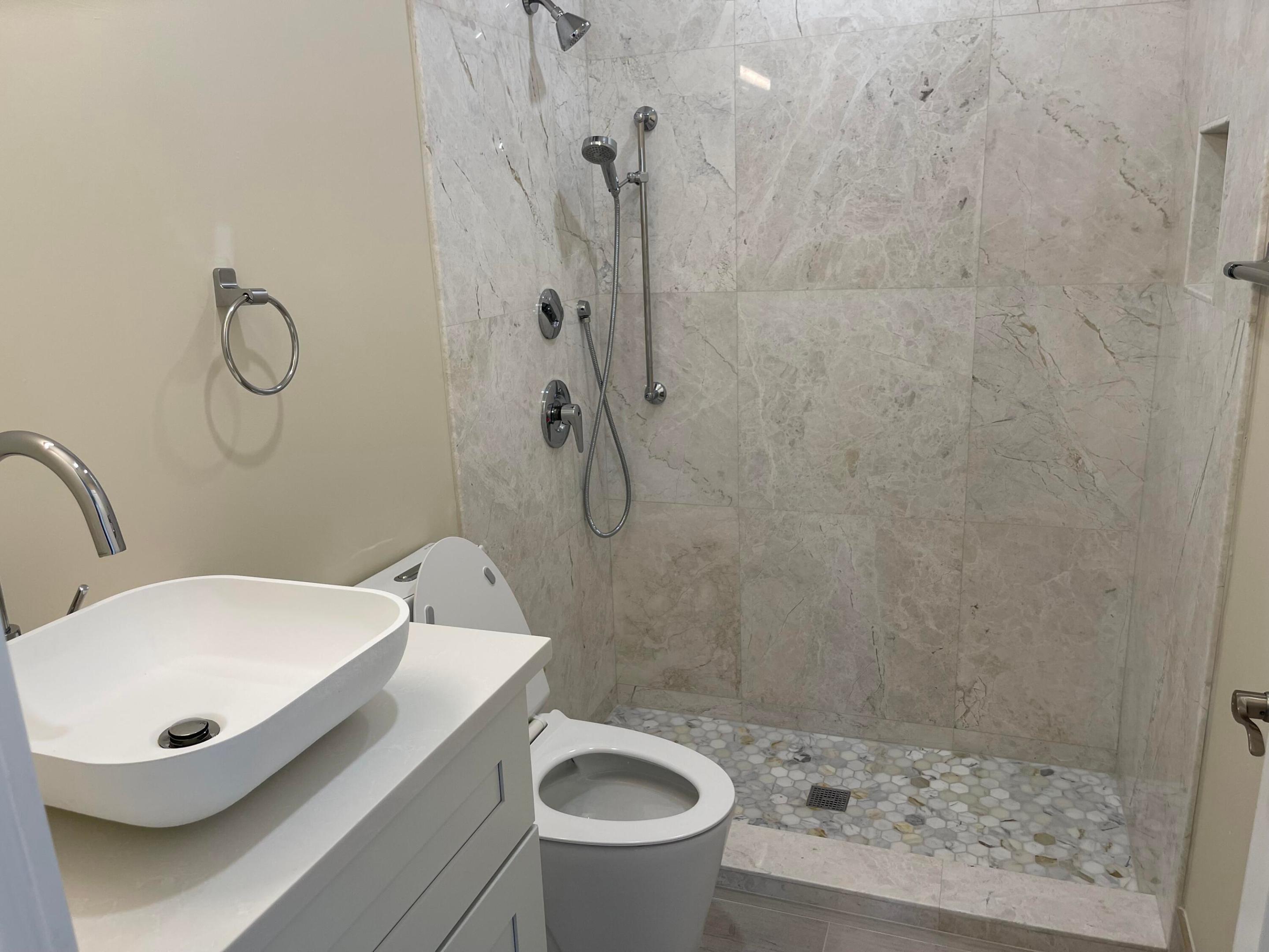 BETHESDA PARK CONDO - Residential Lease
