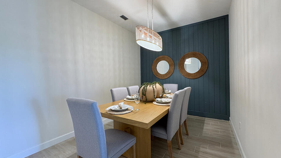 DELRAY TRAILS - Residential