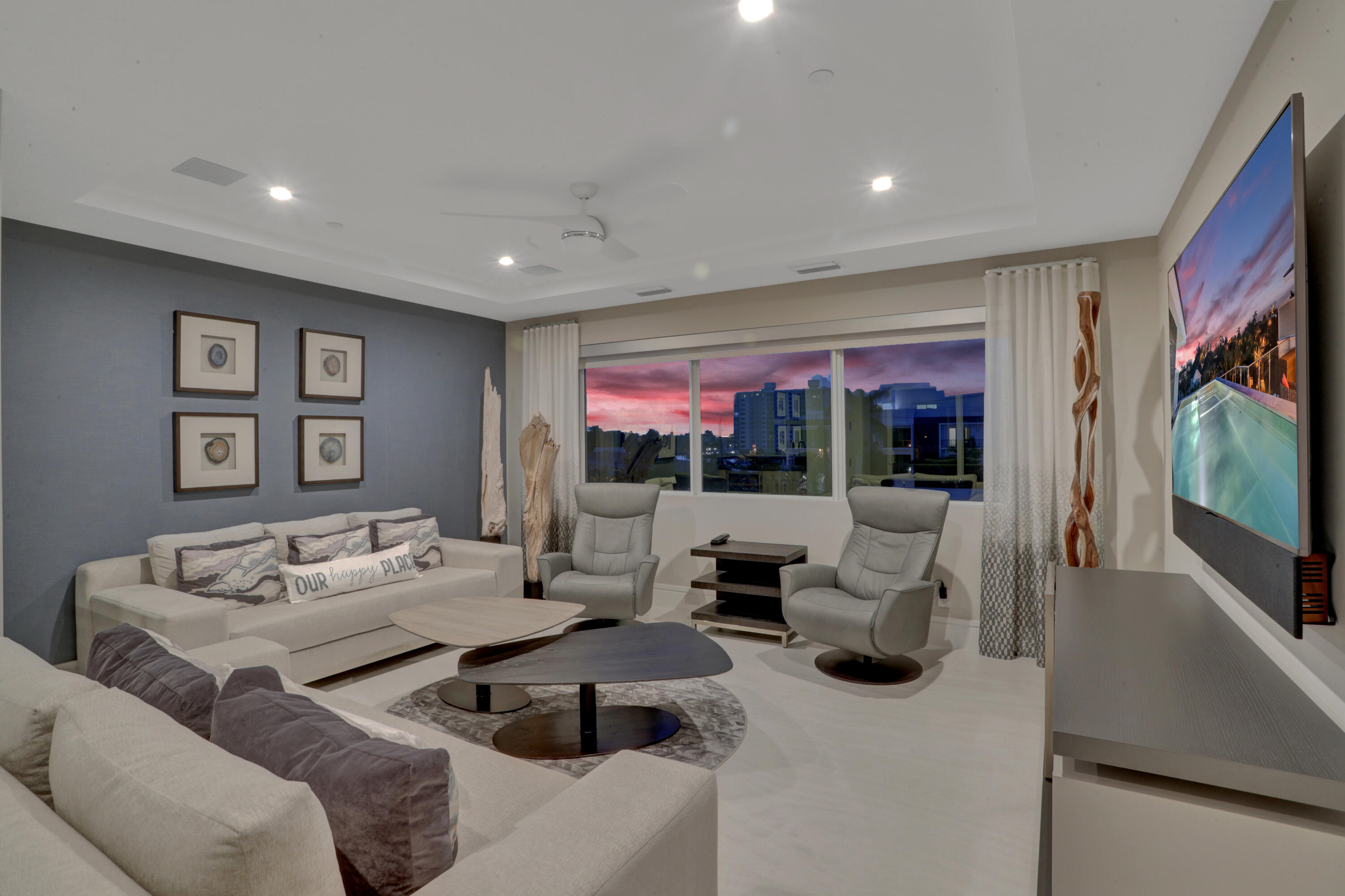 SEAGATE VILLAS - Residential