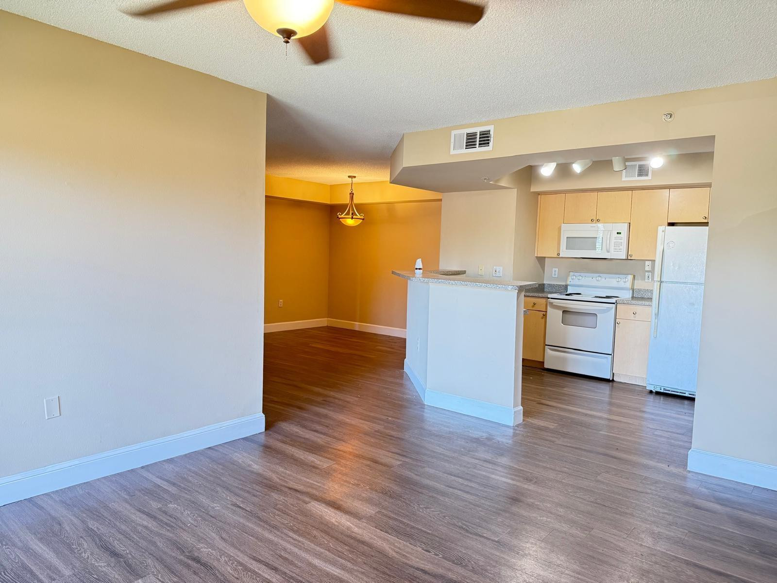 PORTOFINO AT JENSEN BEACH CONDO - Residential Lease