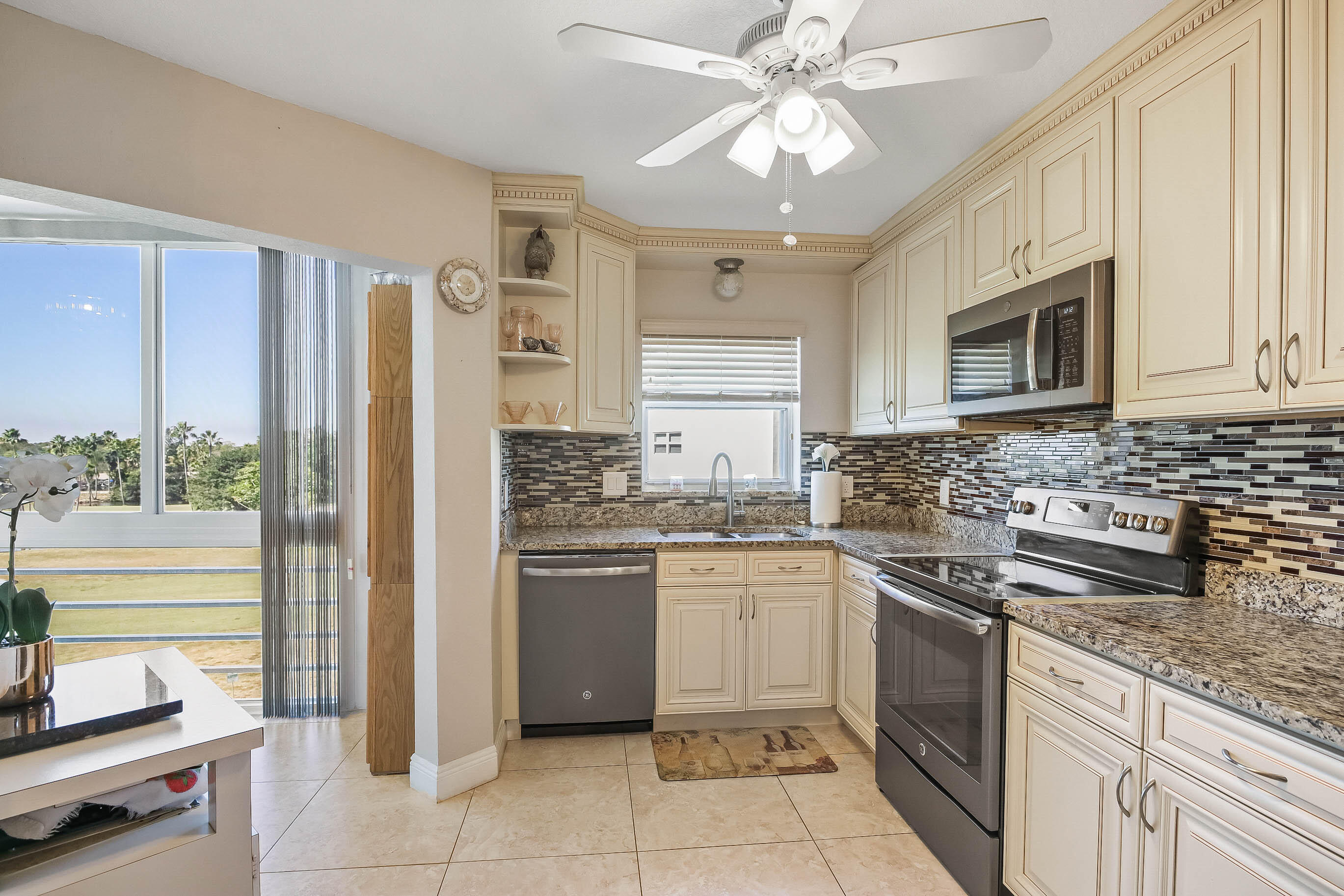 POINCIANA PLACE CONDO 1,2,8 AND 9 - Residential Lease