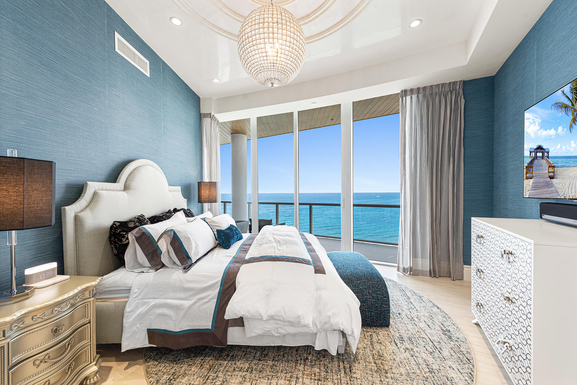 ONE THOUSAND OCEAN - Residential