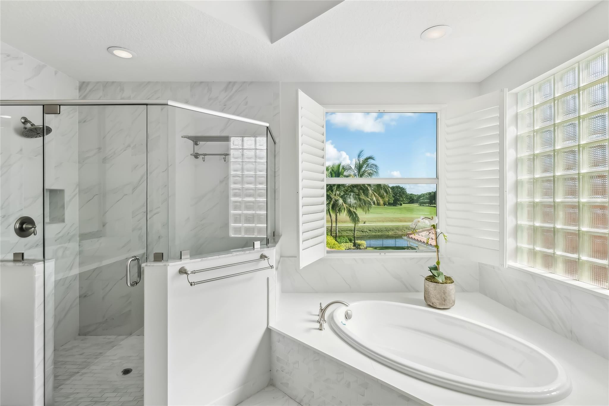 HUNTERS CHASE OF PALM BEA - Residential Lease