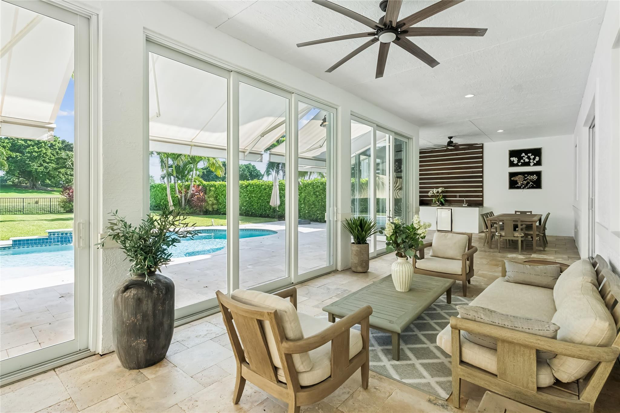 HUNTERS CHASE OF PALM BEA - Residential Lease