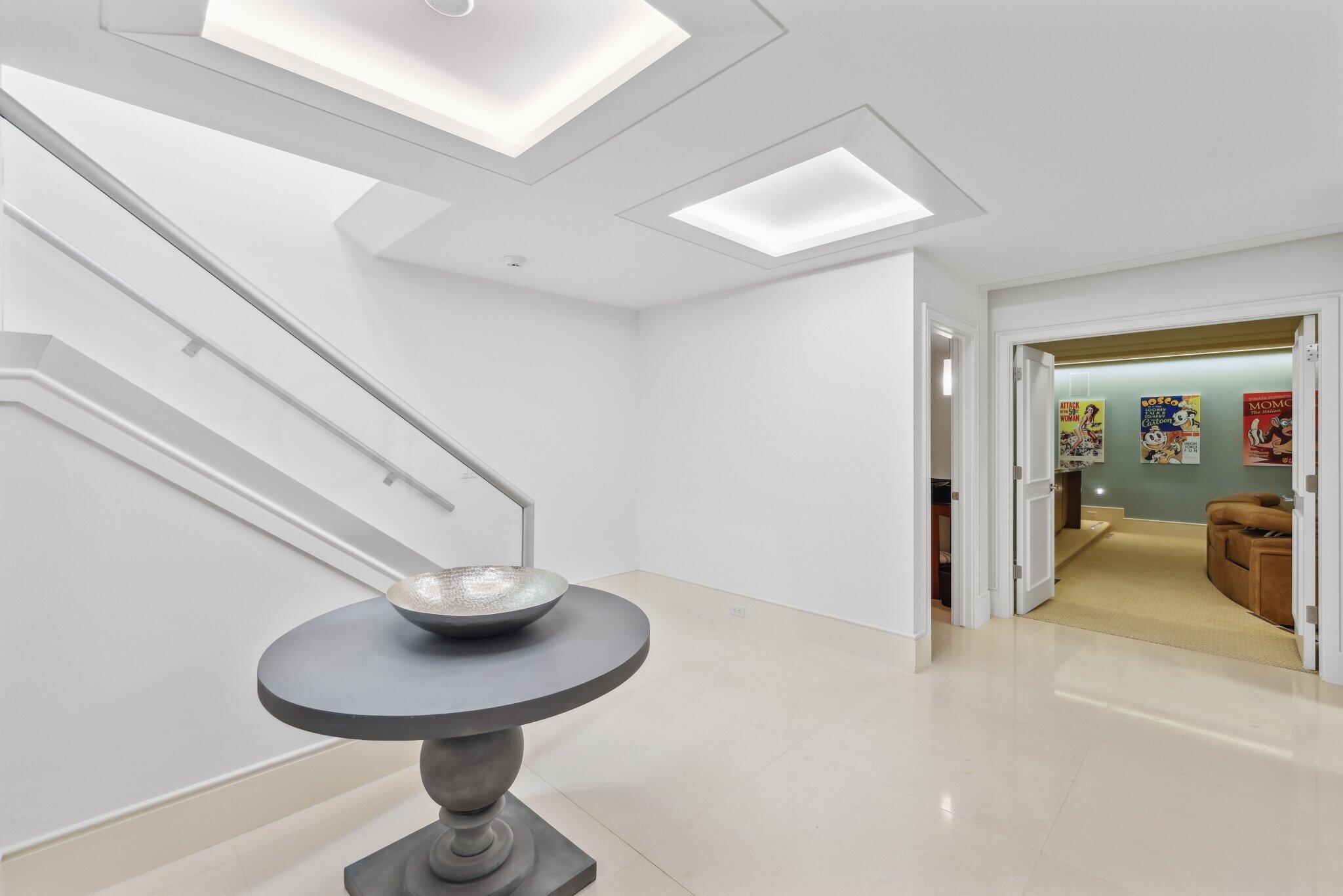 OCEAN PLACE VILLAS - Residential
