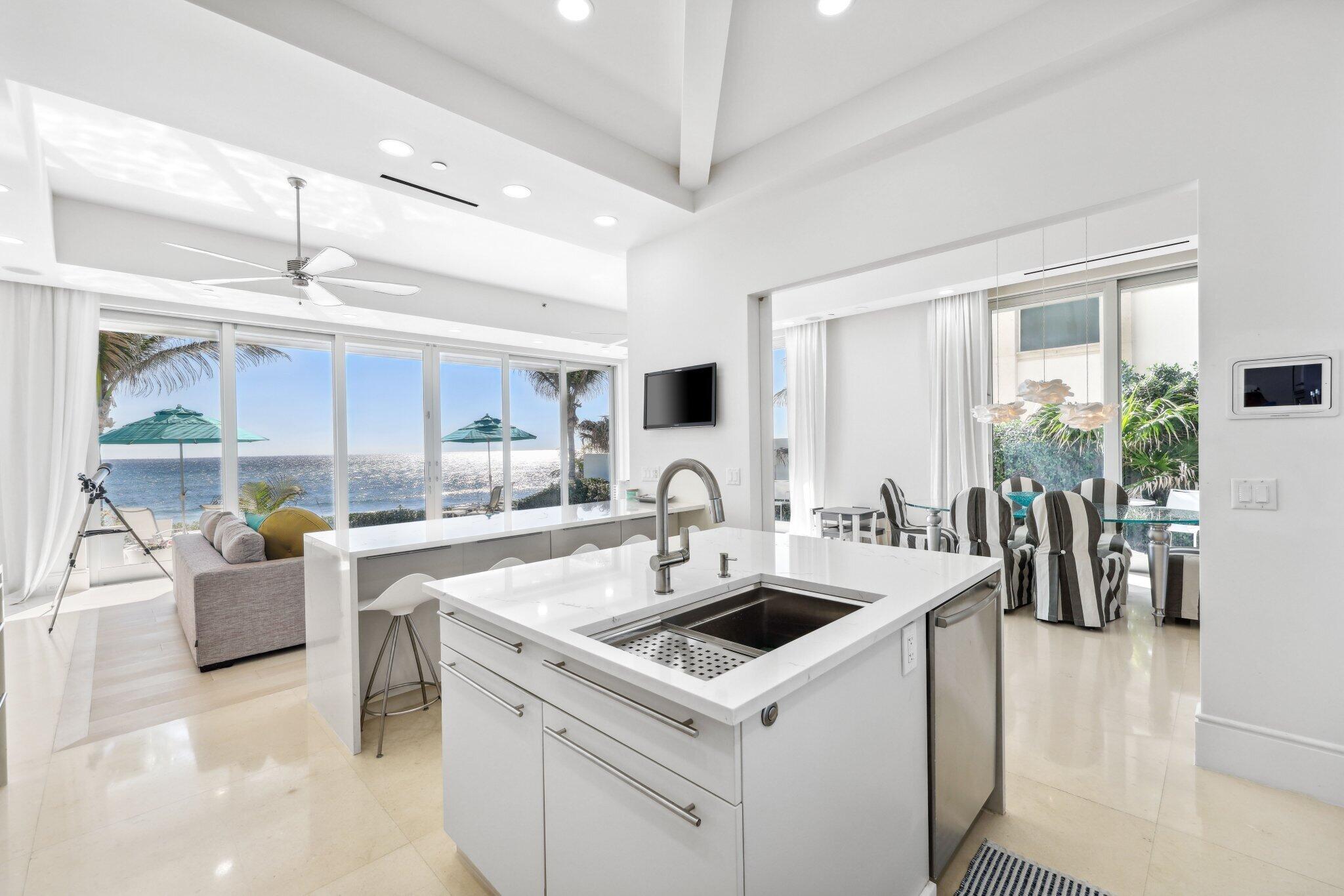OCEAN PLACE VILLAS - Residential