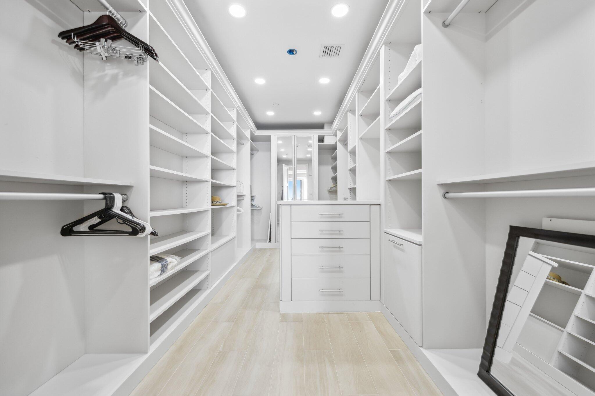 OCEAN PLACE VILLAS - Residential