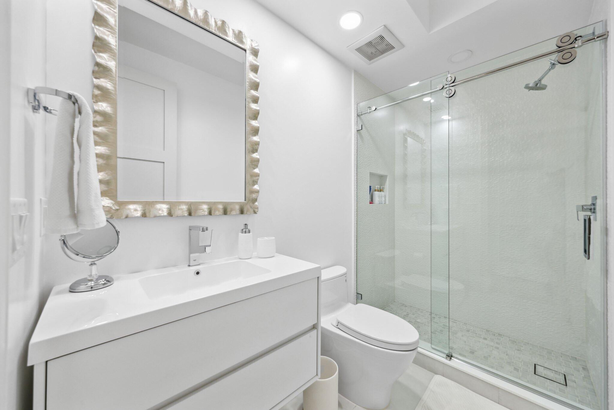 OCEAN PLACE VILLAS - Residential