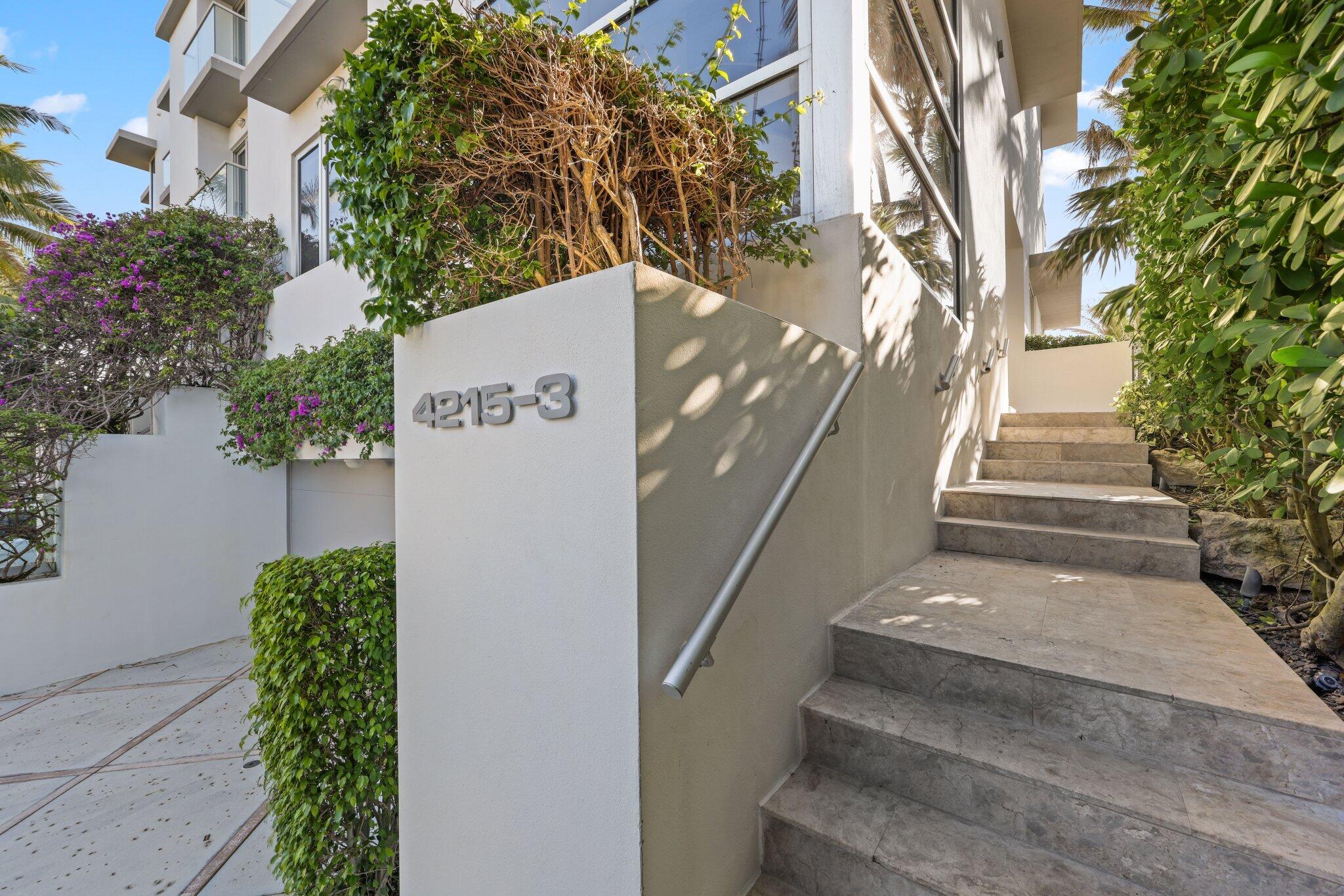 OCEAN PLACE VILLAS - Residential