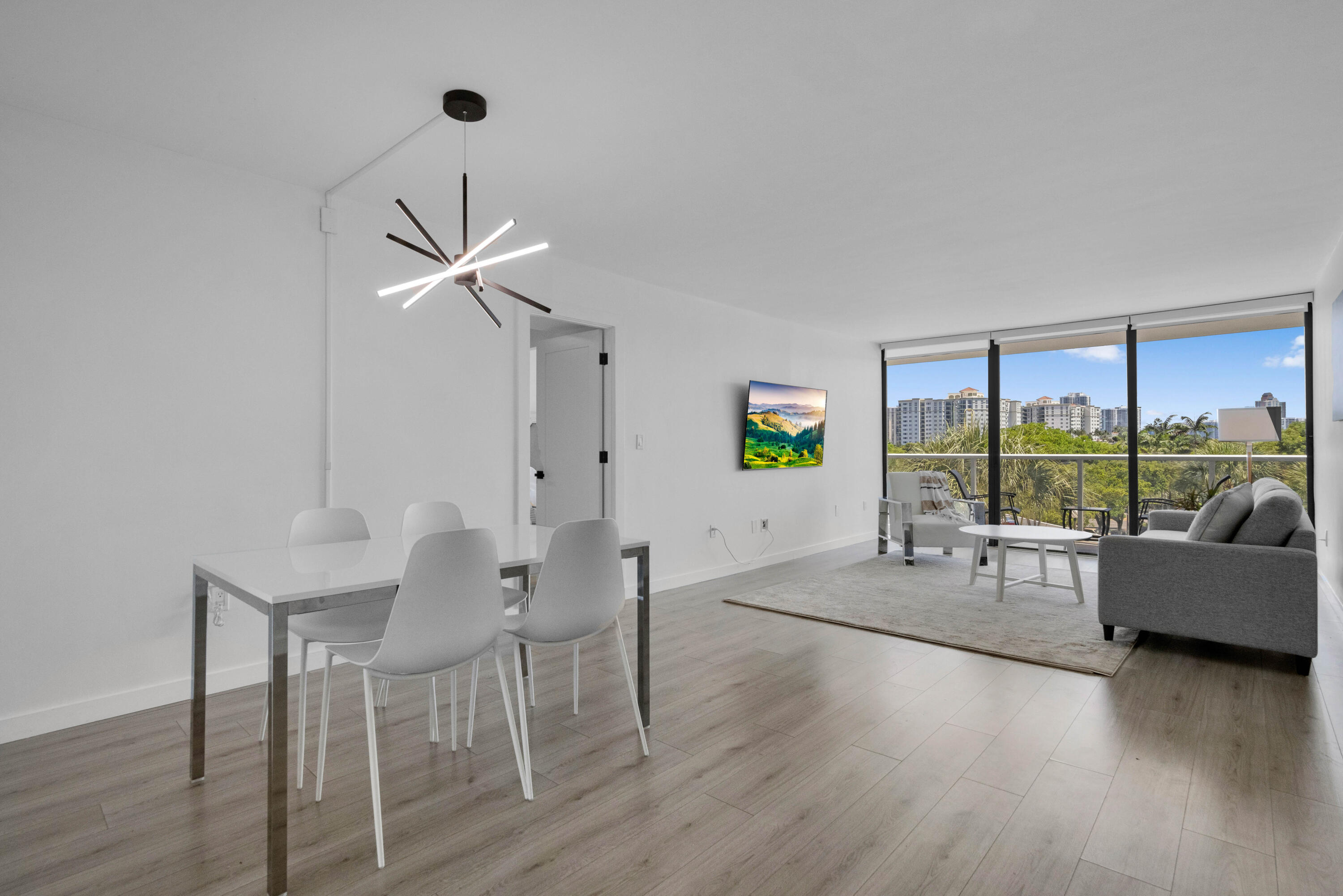 FLAMENCO CONDO TOWER I - Residential