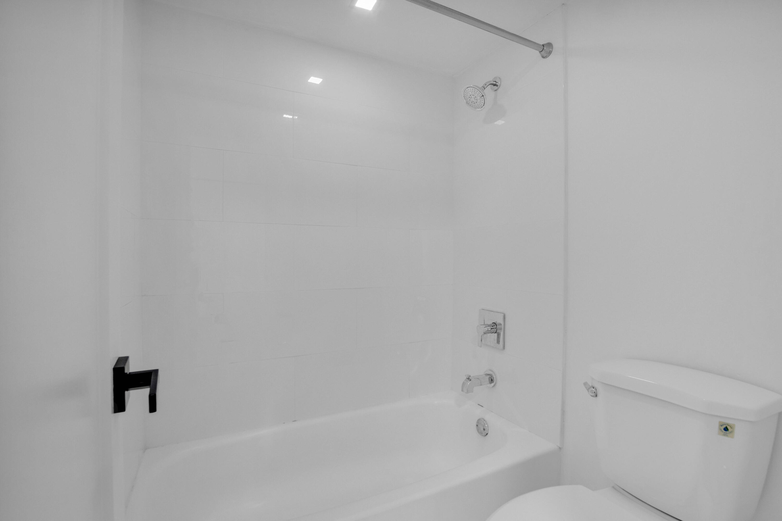 FLAMENCO CONDO TOWER I - Residential