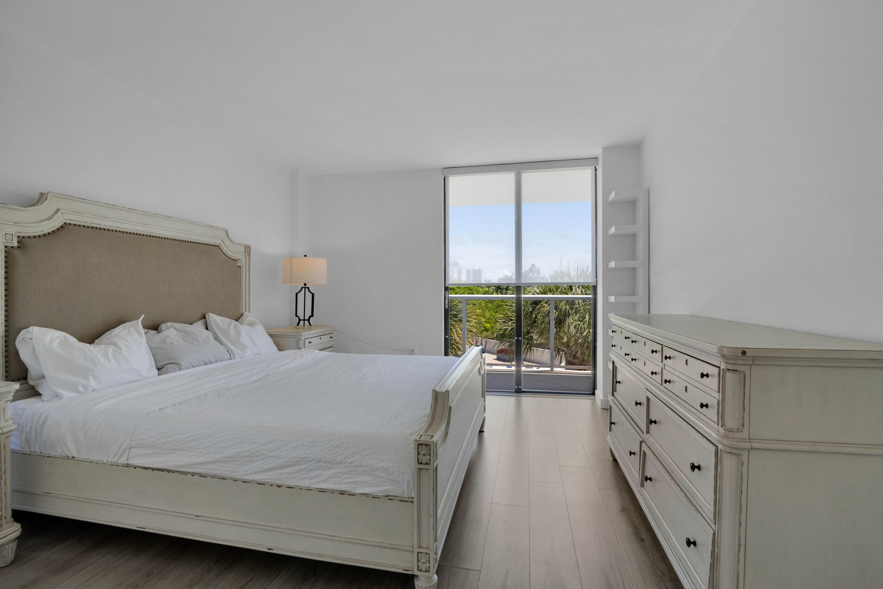 FLAMENCO CONDO TOWER I - Residential