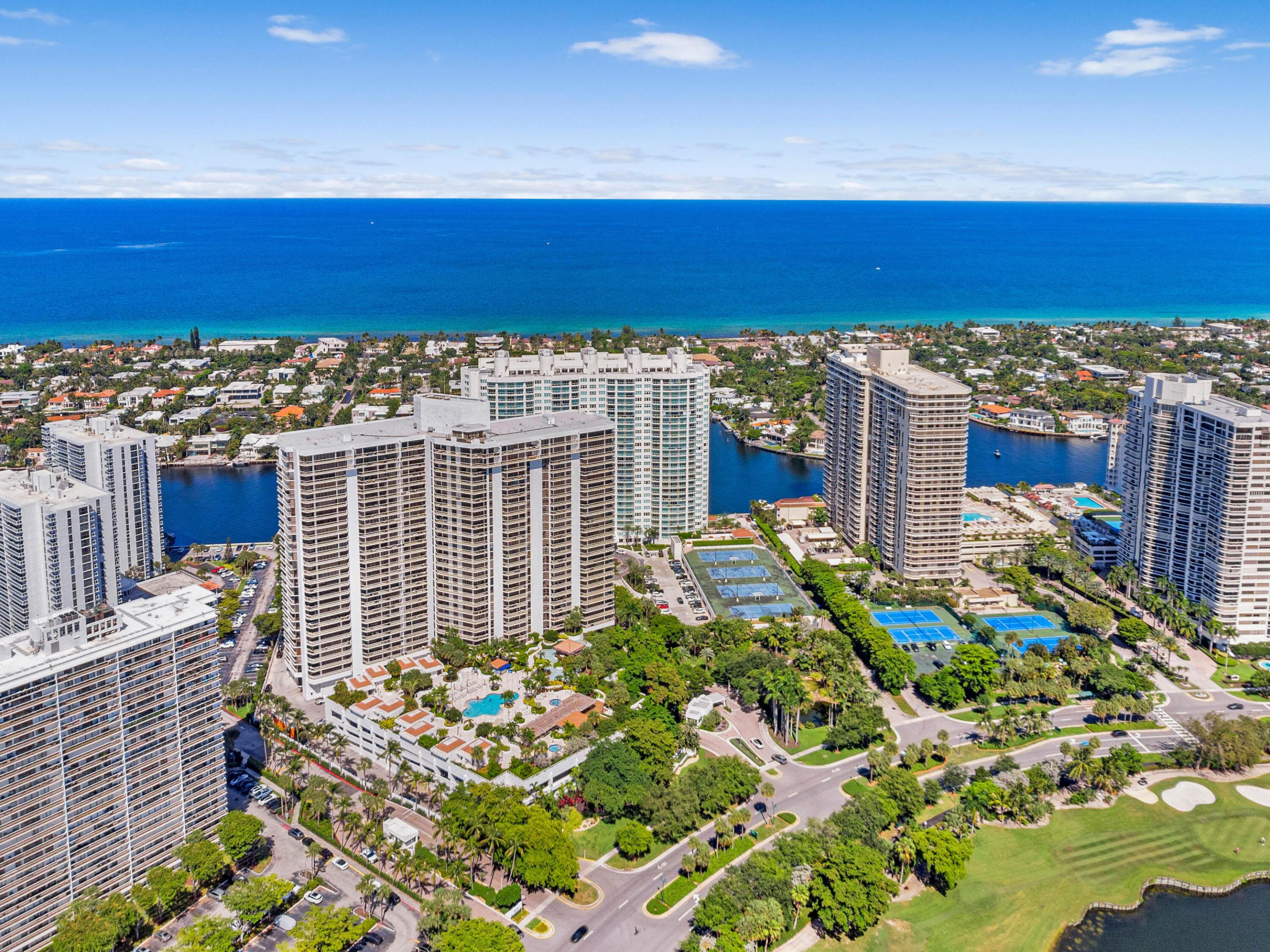 FLAMENCO CONDO TOWER I - Residential