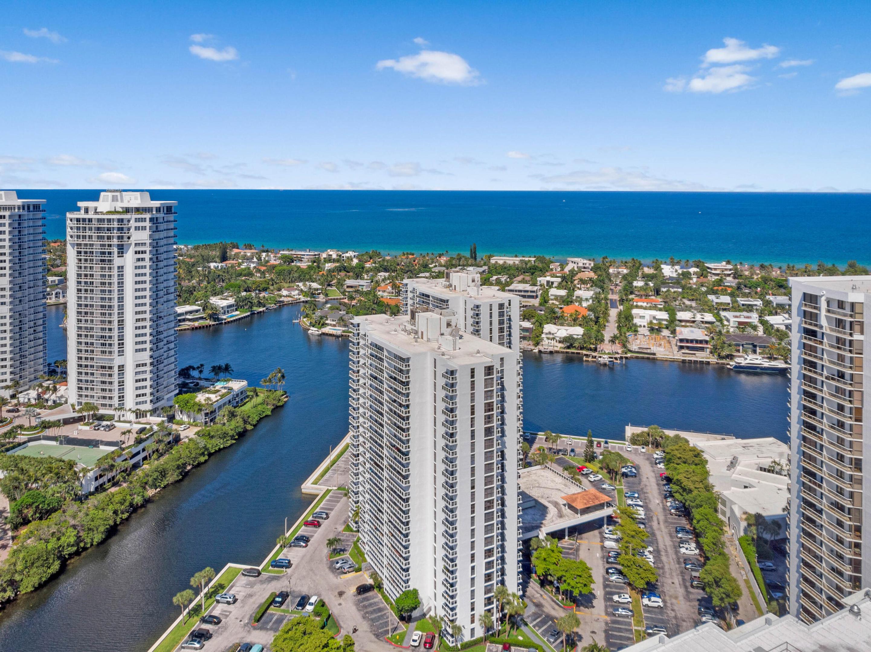 FLAMENCO CONDO TOWER I - Residential