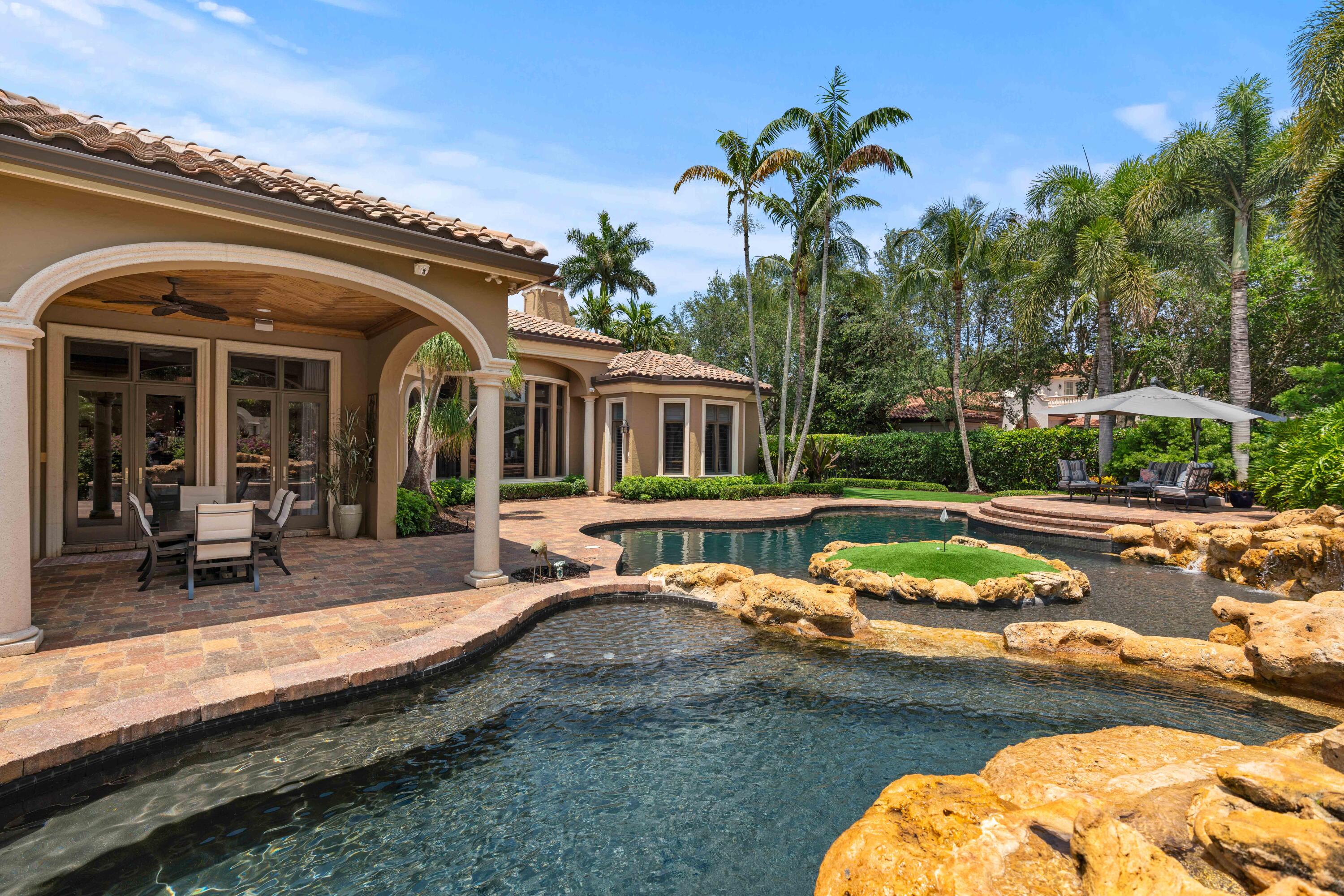 OLD PALM 4 - Residential