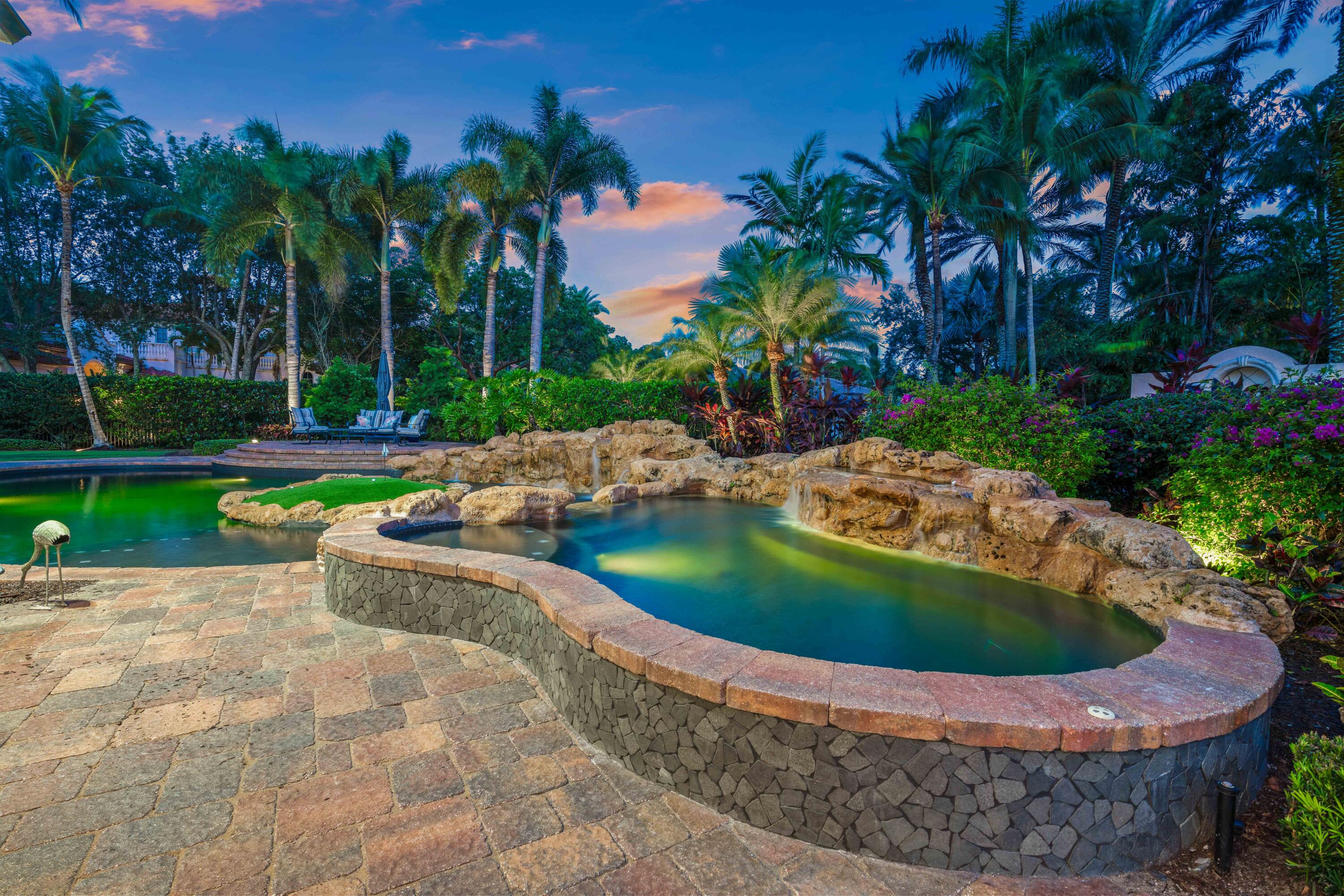 OLD PALM 4 - Residential