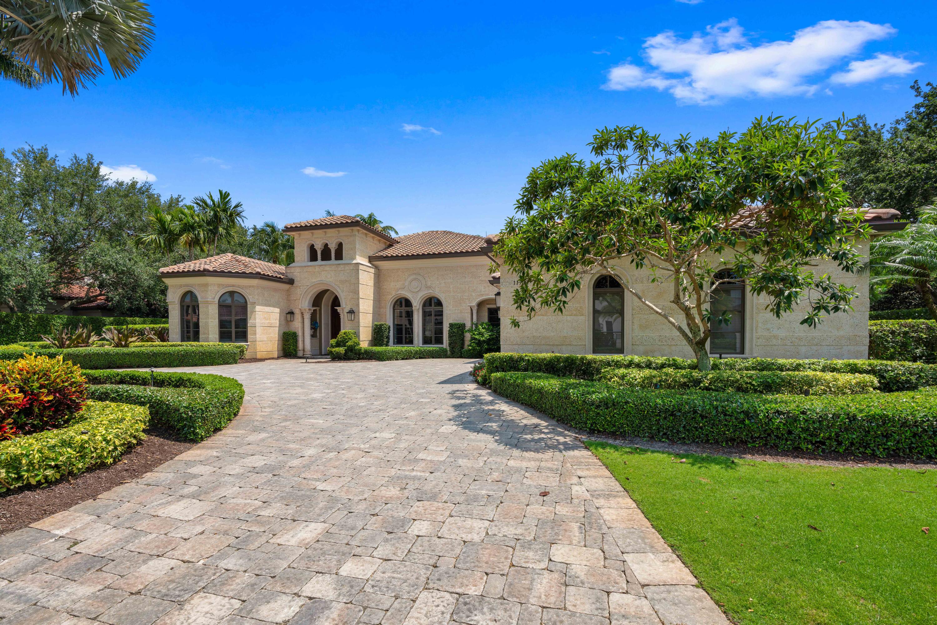 OLD PALM 4 - Residential
